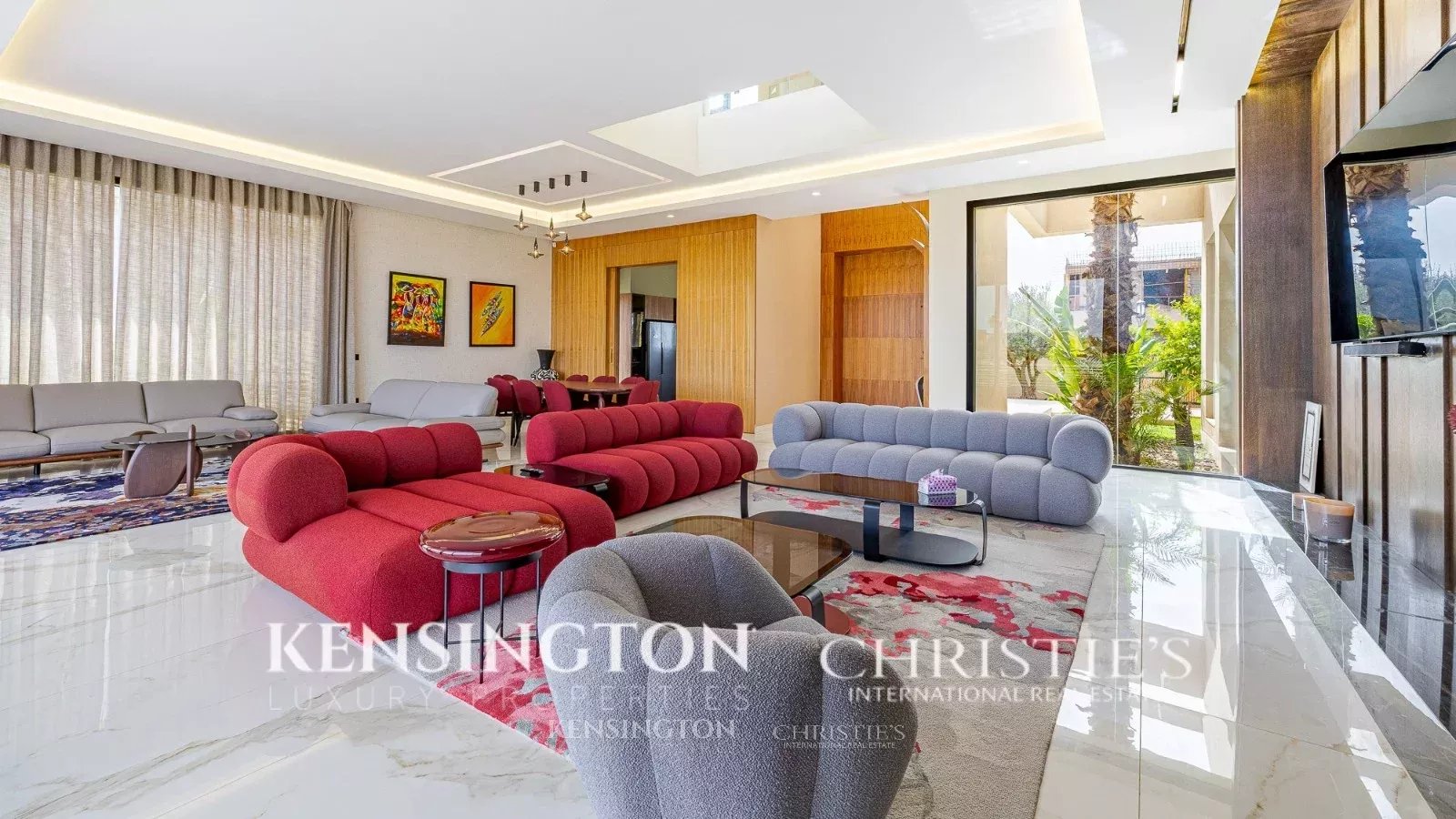 4 Bedroom Villa/Townhouse's Image 3