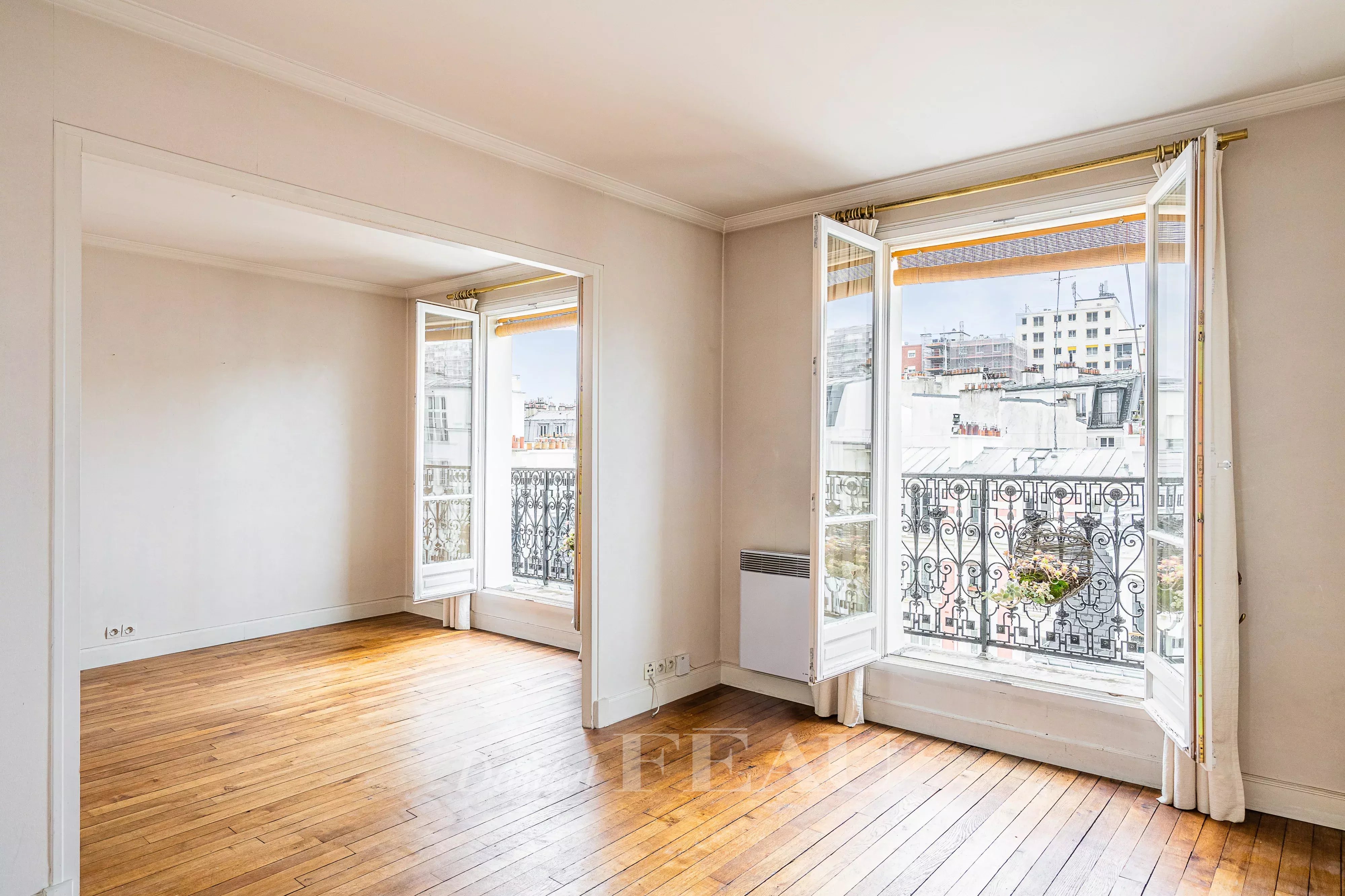 Sale Apartment Paris 14th