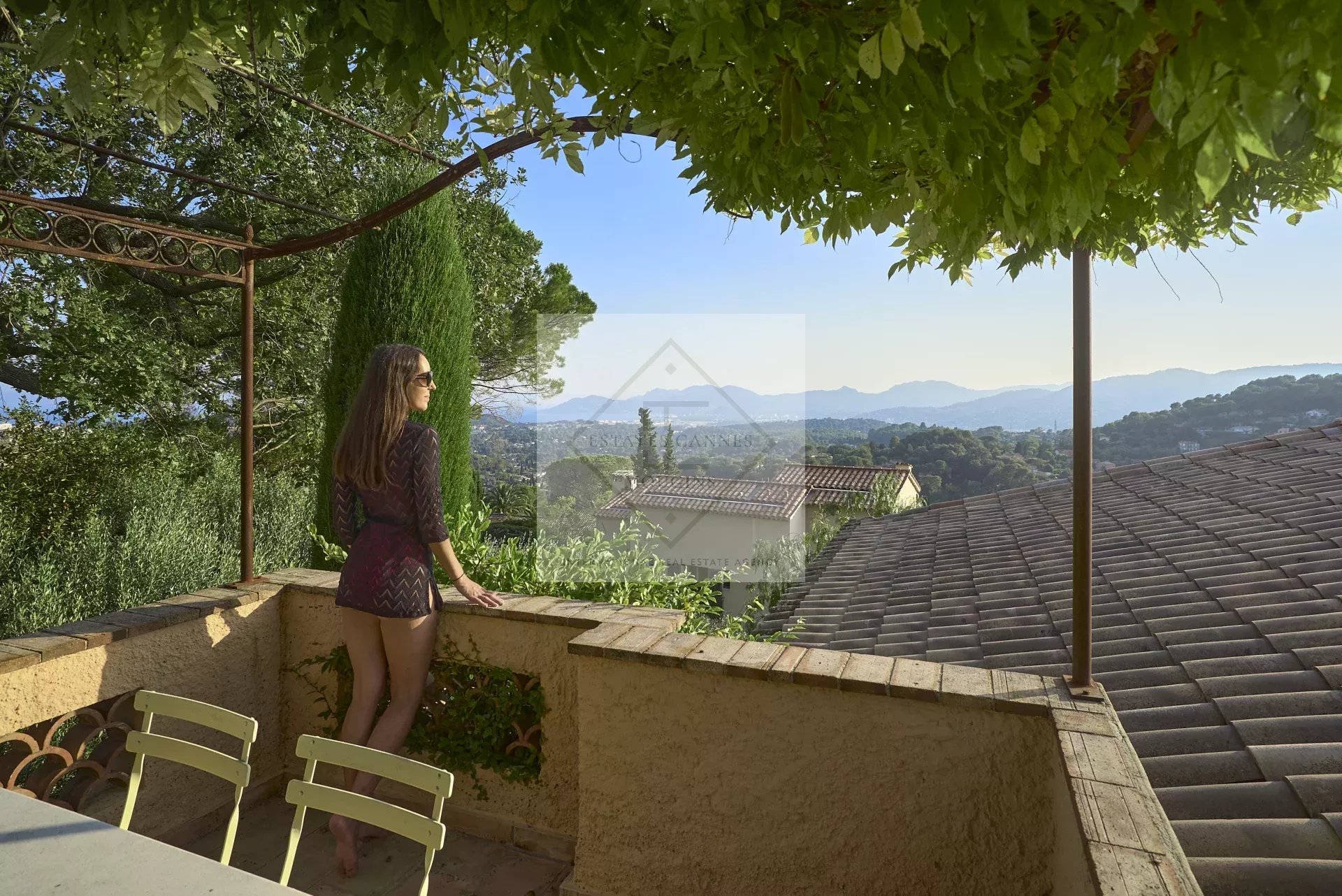 Villa  Provençale Rénovée au centre Mougins — photo 31