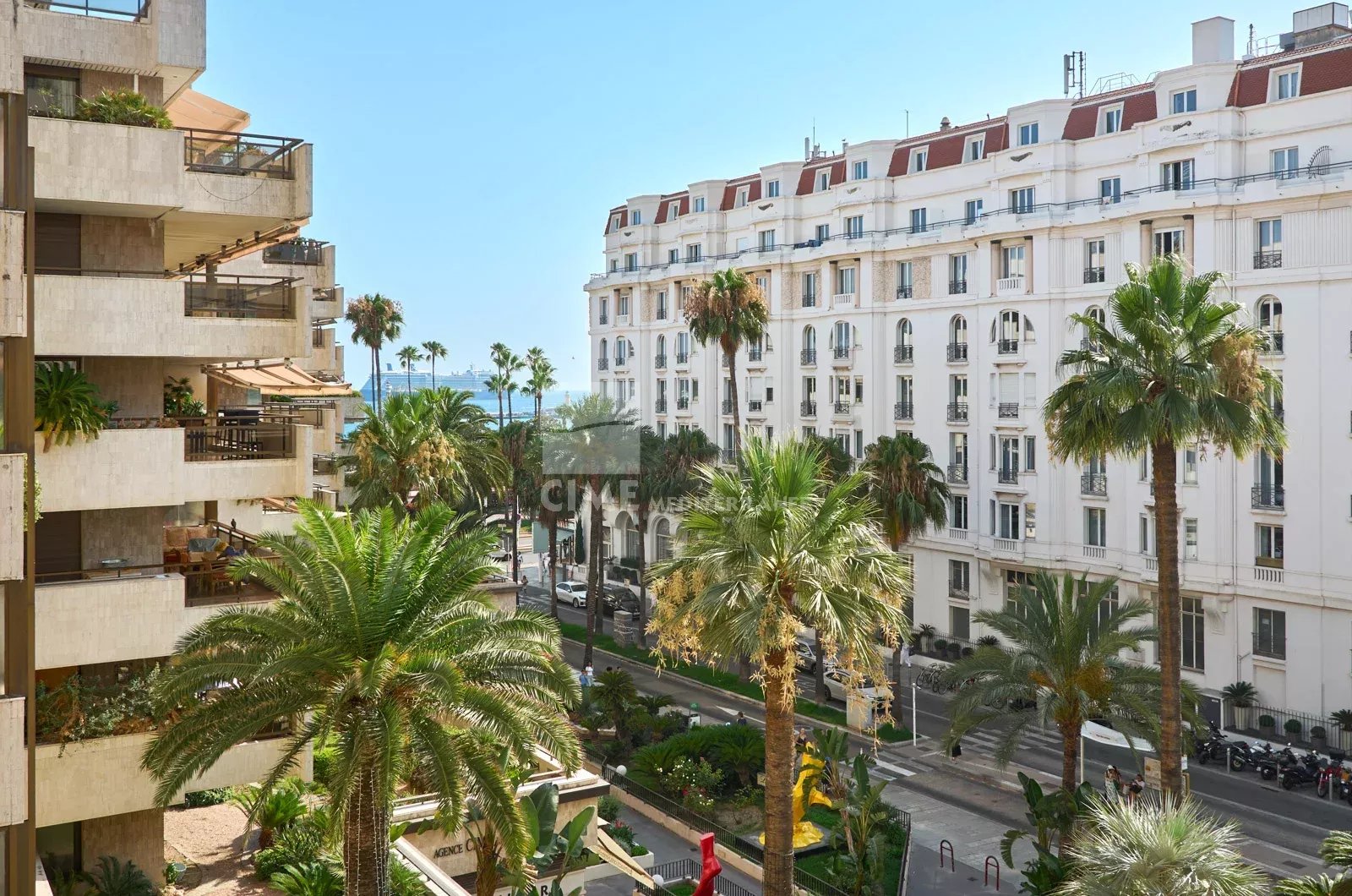 Appartement 3 pièces 123 m² · à Cannes la Bocca · 123 m² · 2 550 000 €
