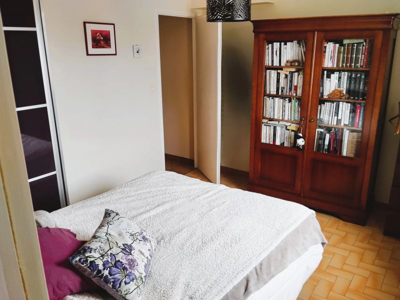 Photo 4 — Maison à fort potentiel avec dépendance et piscine – Marguerittes centre à pied
