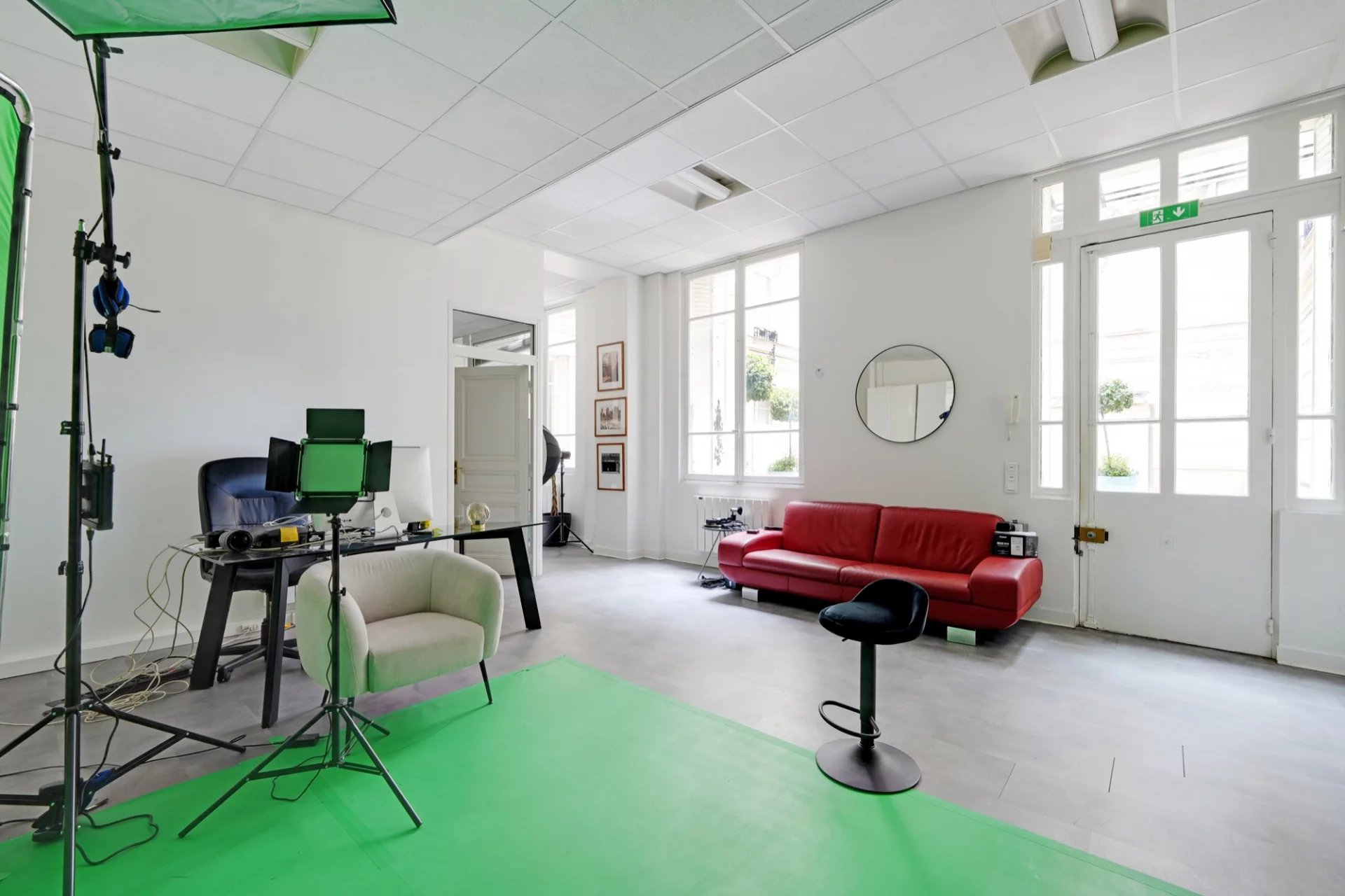BUREAUX INVALIDES