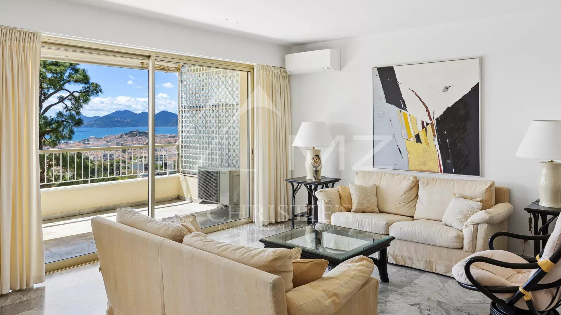 2 Bedroom Apartment/Flat's Image 4