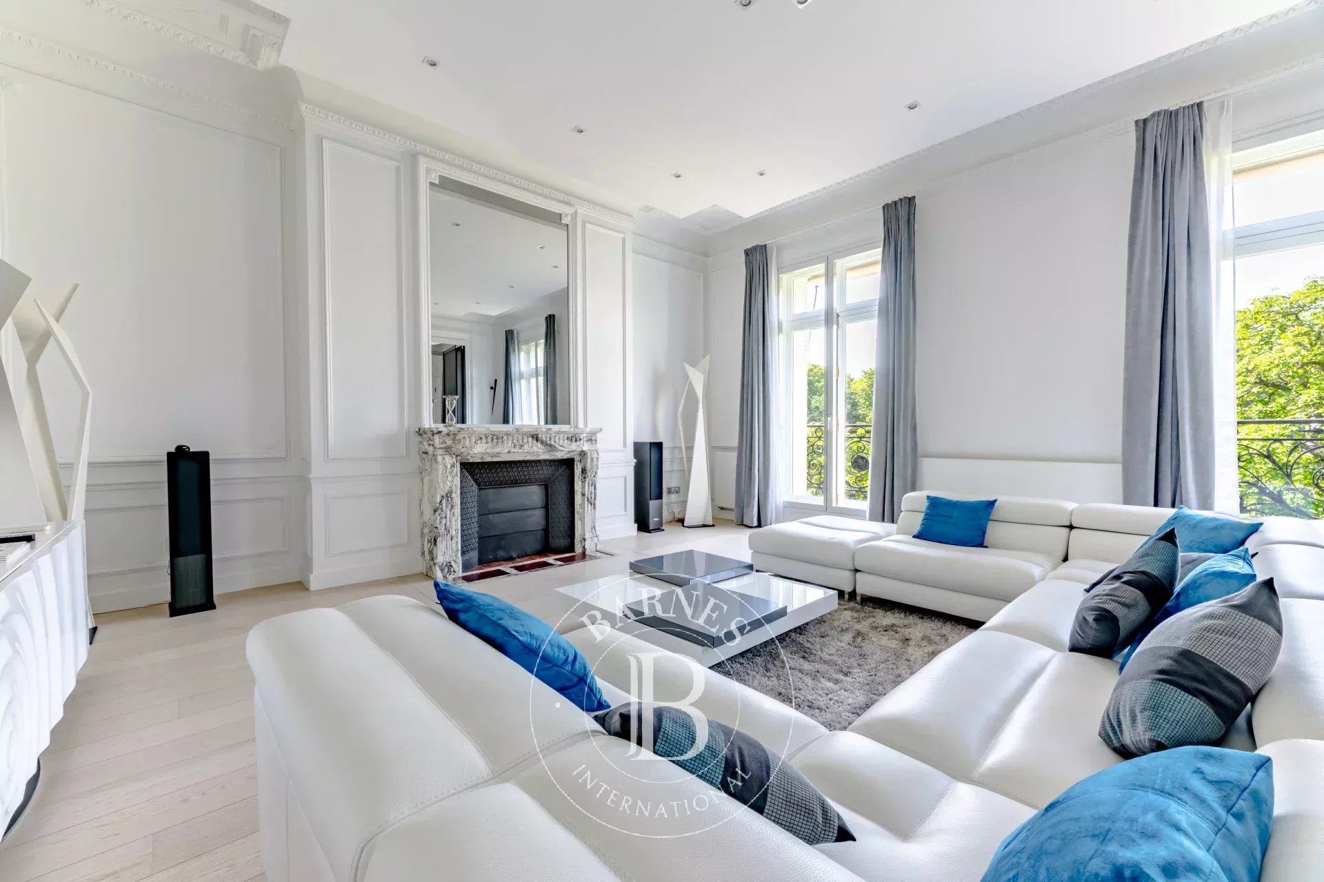Paris  - Apartment 9 Bedrooms - picture 4
