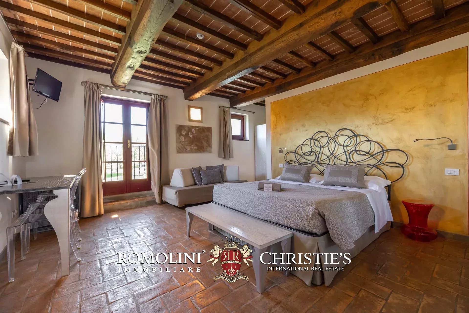 63 Bedroom Villa/Townhouse's Image 48