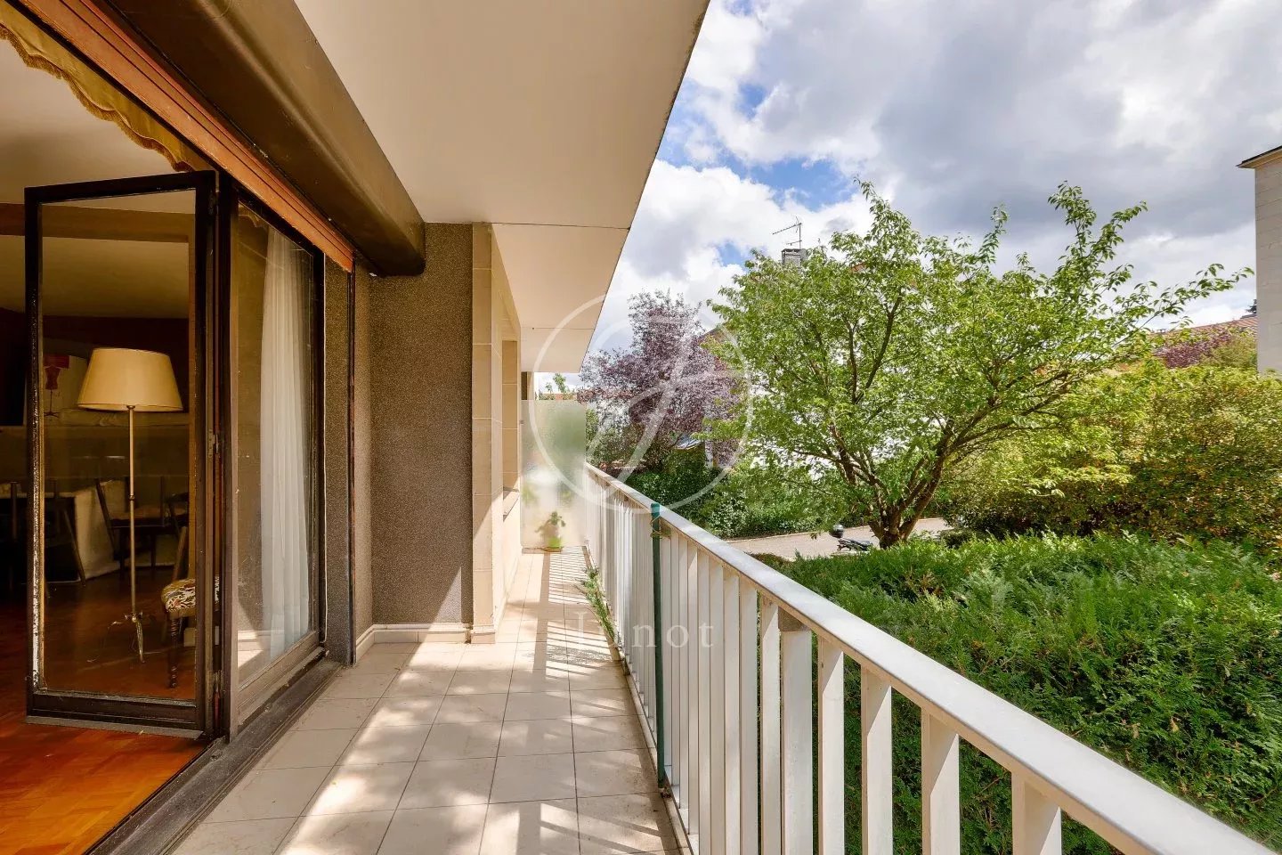 Saint-Cloud - MONTRETOUT -  2 ou 3 chambres - 94 m² - Parking