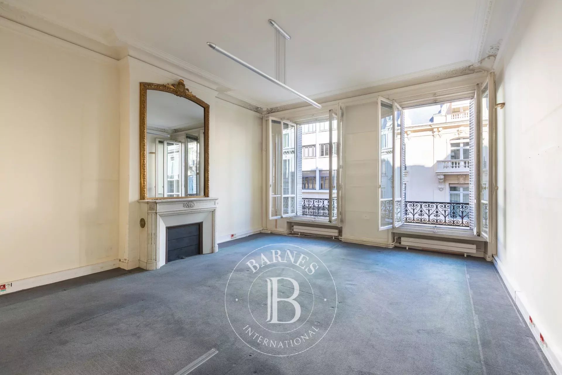 Daire Paris 8ème - picture 4