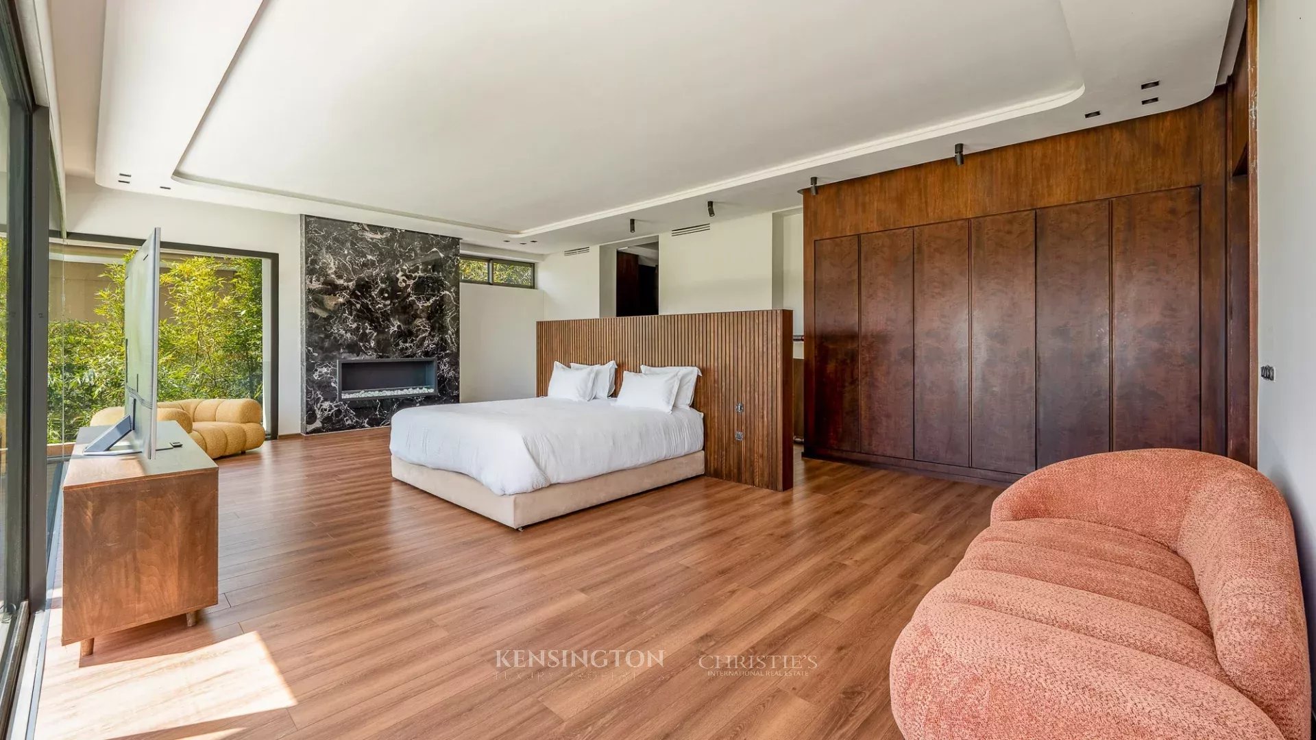 5 Bedroom Villa/Townhouse's Image 21