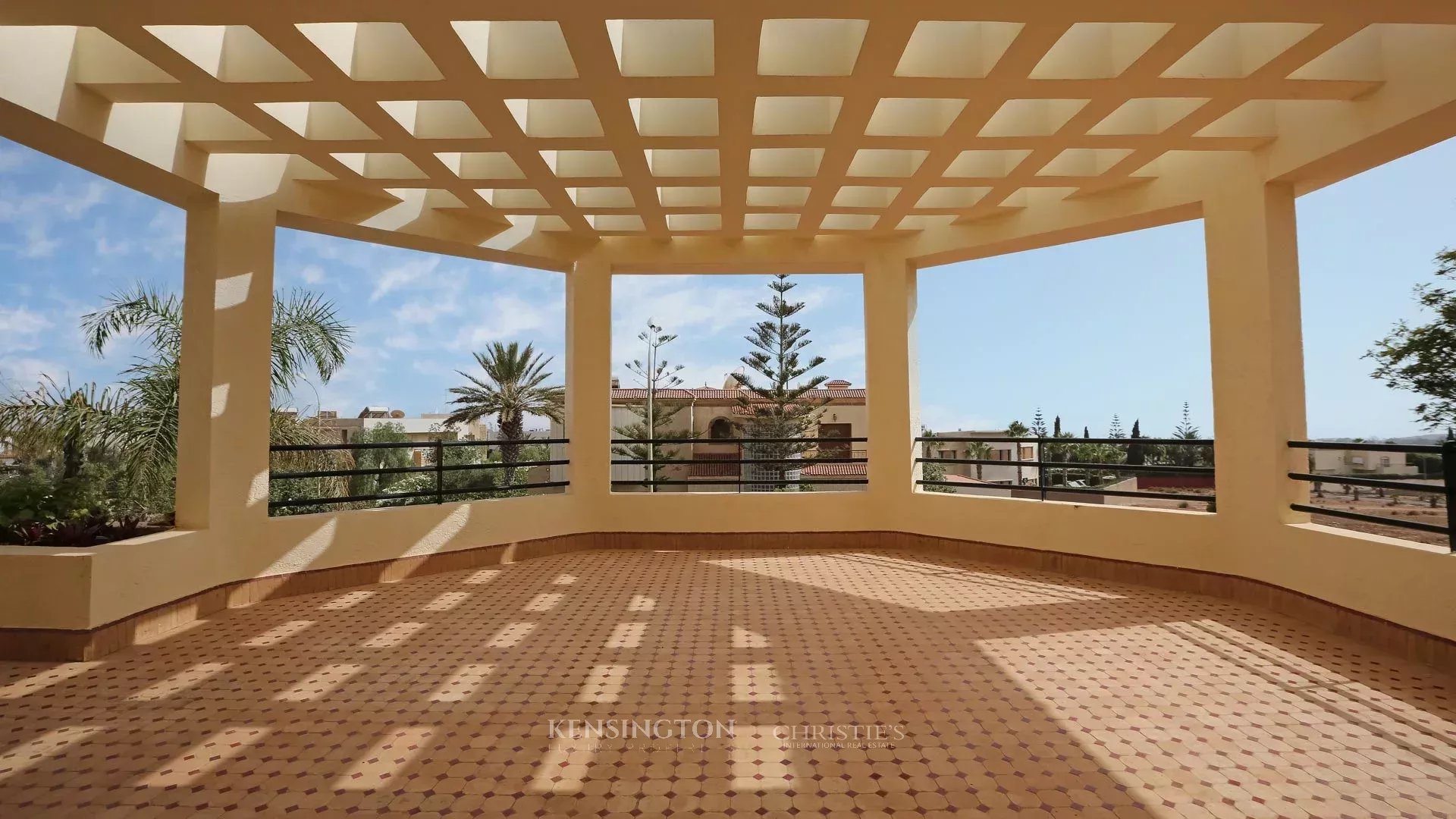 5 Bedroom Villa/Townhouse's Image 4