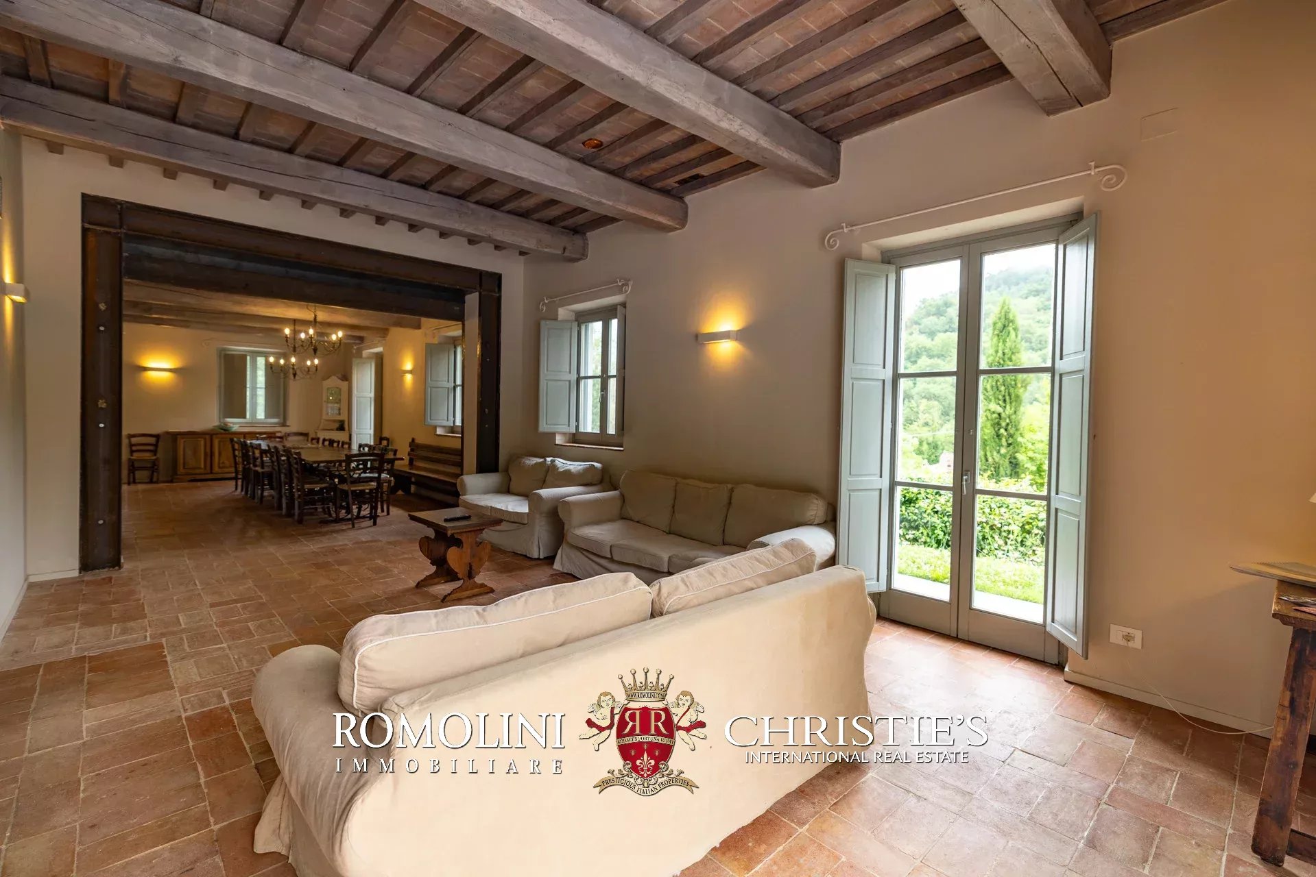 6 Bedroom Villa/Townhouse's Image 43