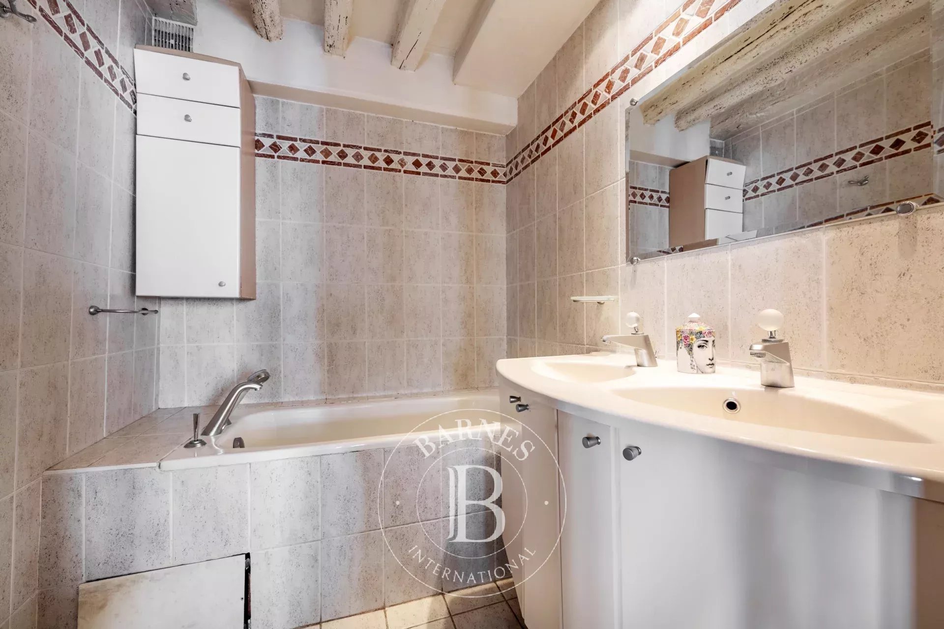 Daire Paris 4ème - picture 14