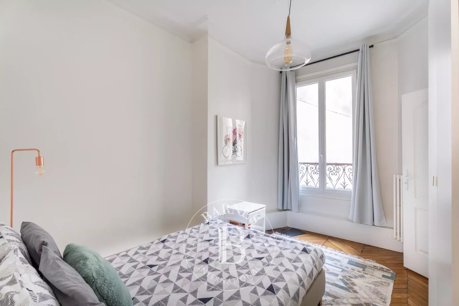 Daire Paris 10ème - picture 8