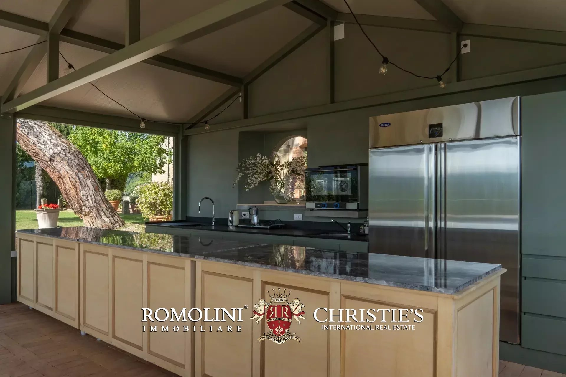 10 Bedroom Villa/Townhouse's Image 43