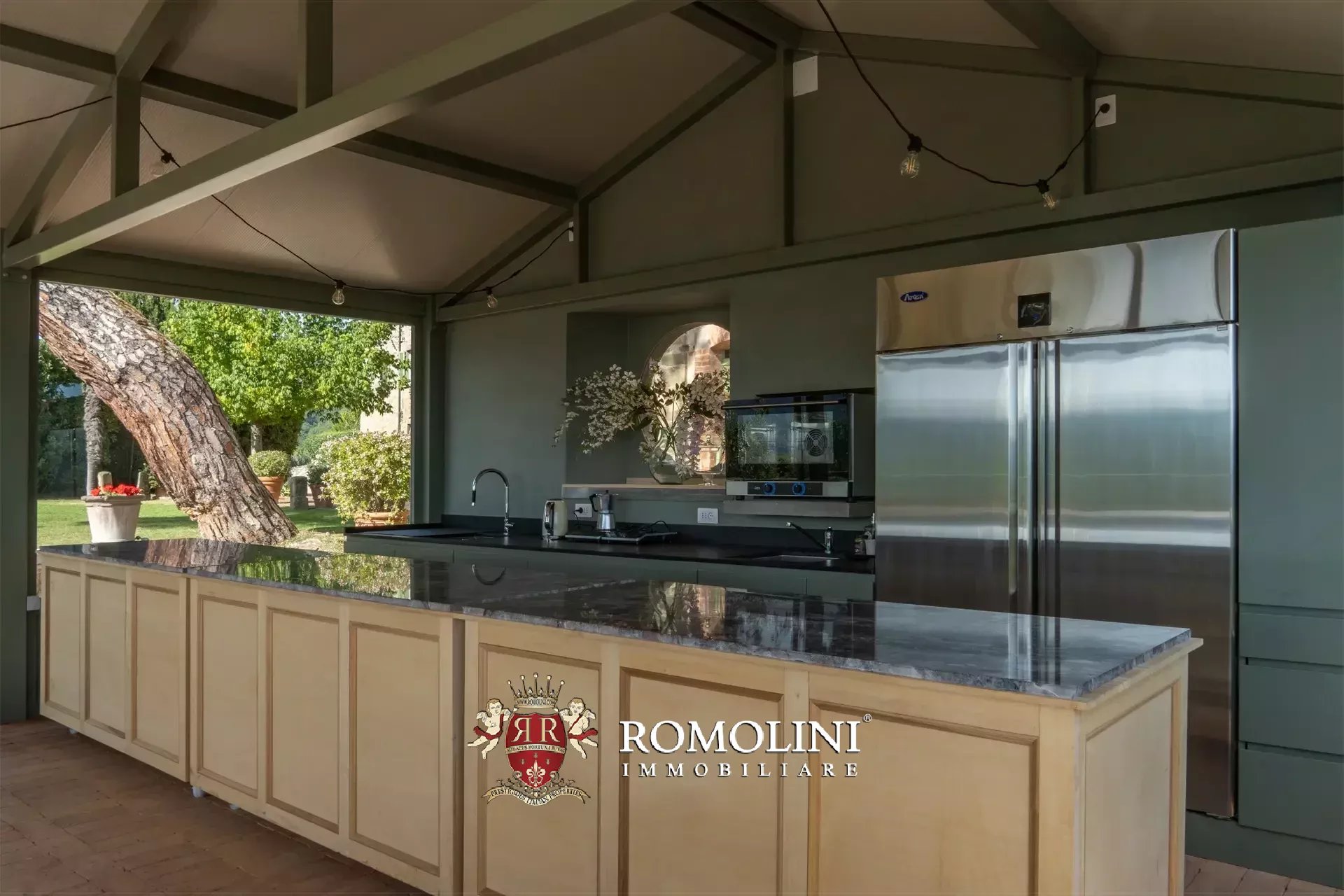 10 Bedroom Villa/Townhouse's Image 43
