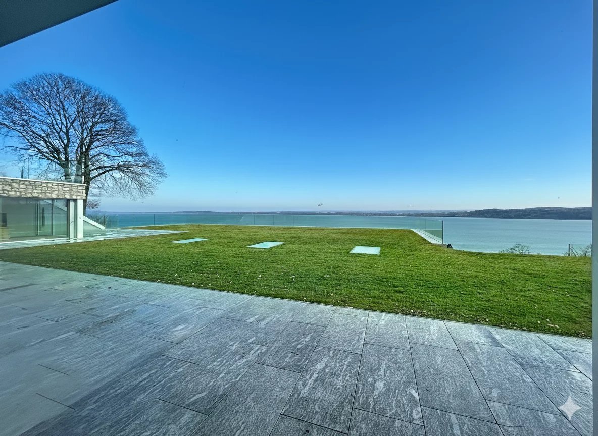 Propriété contemporaine de 600 m² avec vue panoramique sur le lac