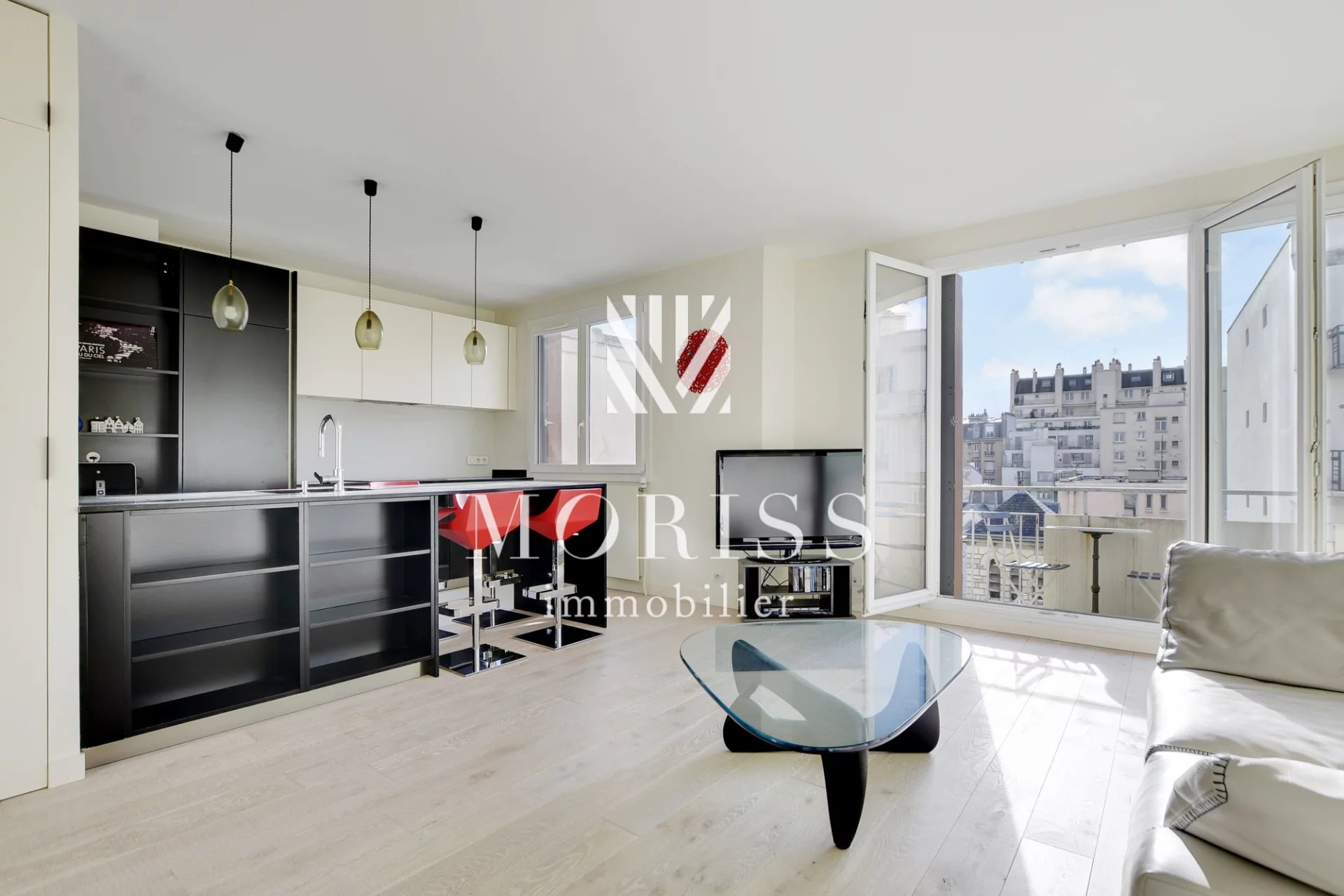 APPARTEMENT 2/3 PIÈCES AVEC BALCON ET VUE DÉGAGÉE 15EME NORD - Image Array