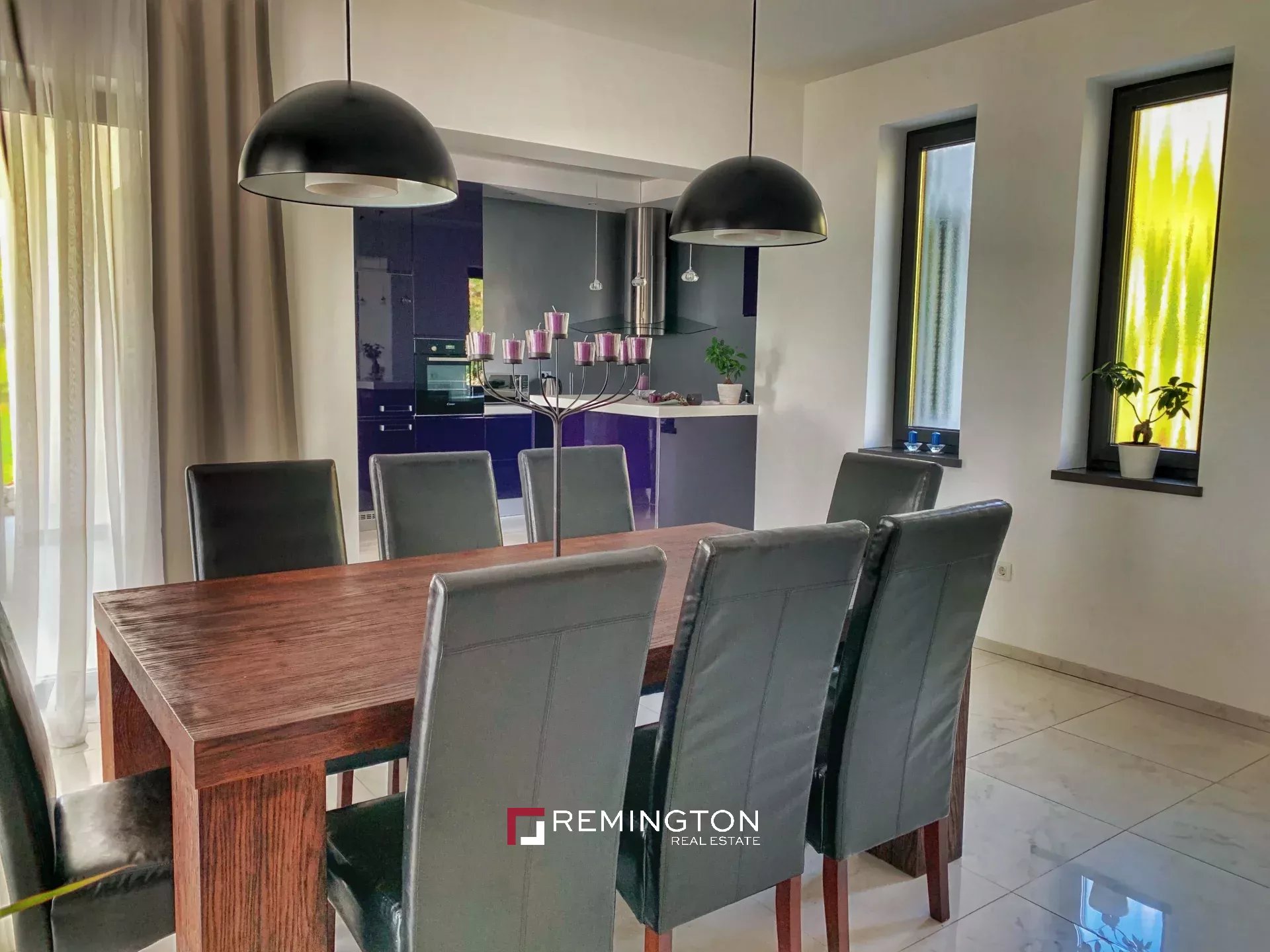 6 Bedroom Villa/Townhouse's Image 24