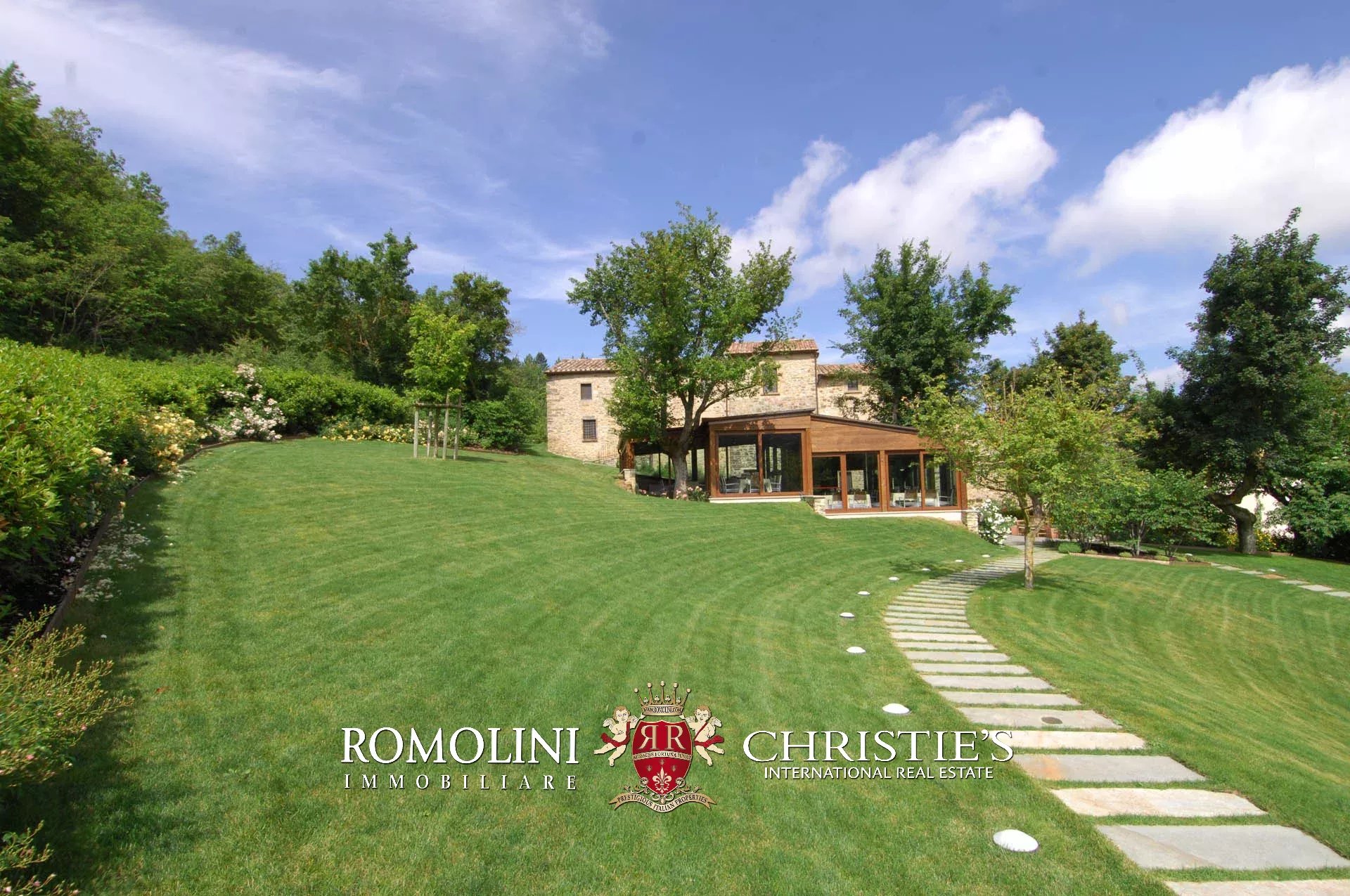 18 Bedroom Villa/Townhouse's Image 14