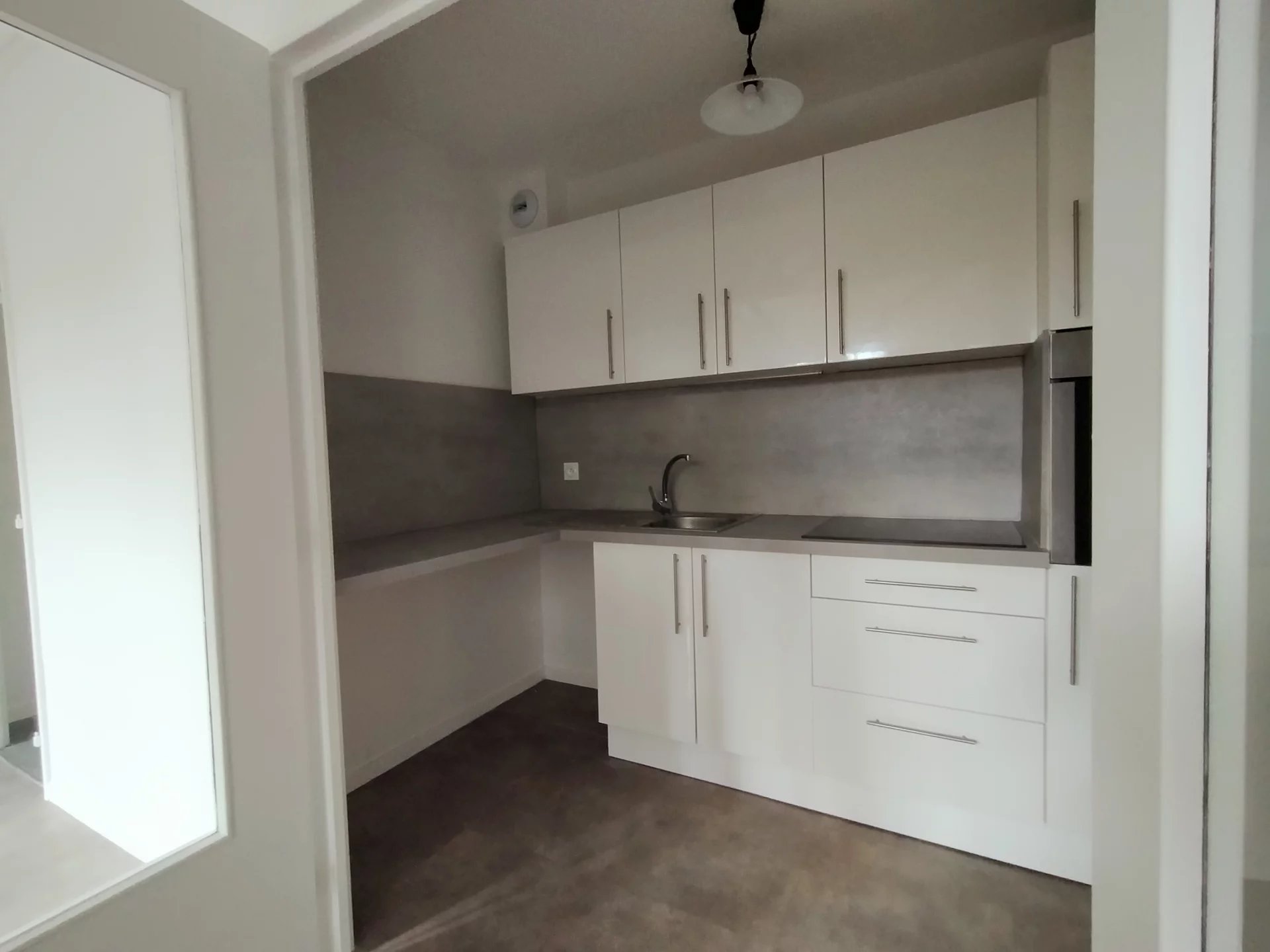 3021658 Location Villeurbanne