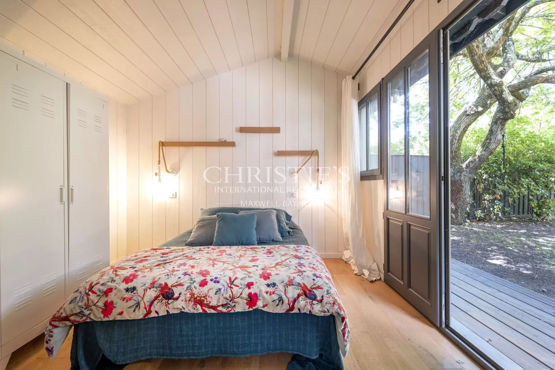 5 Bedroom Villa/Townhouse's Image 5
