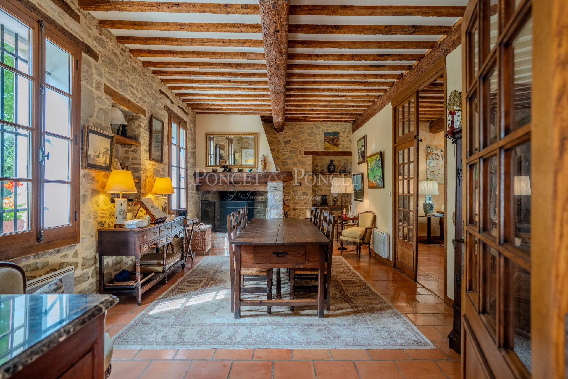 9 Bedroom Villa/Townhouse's Image 5