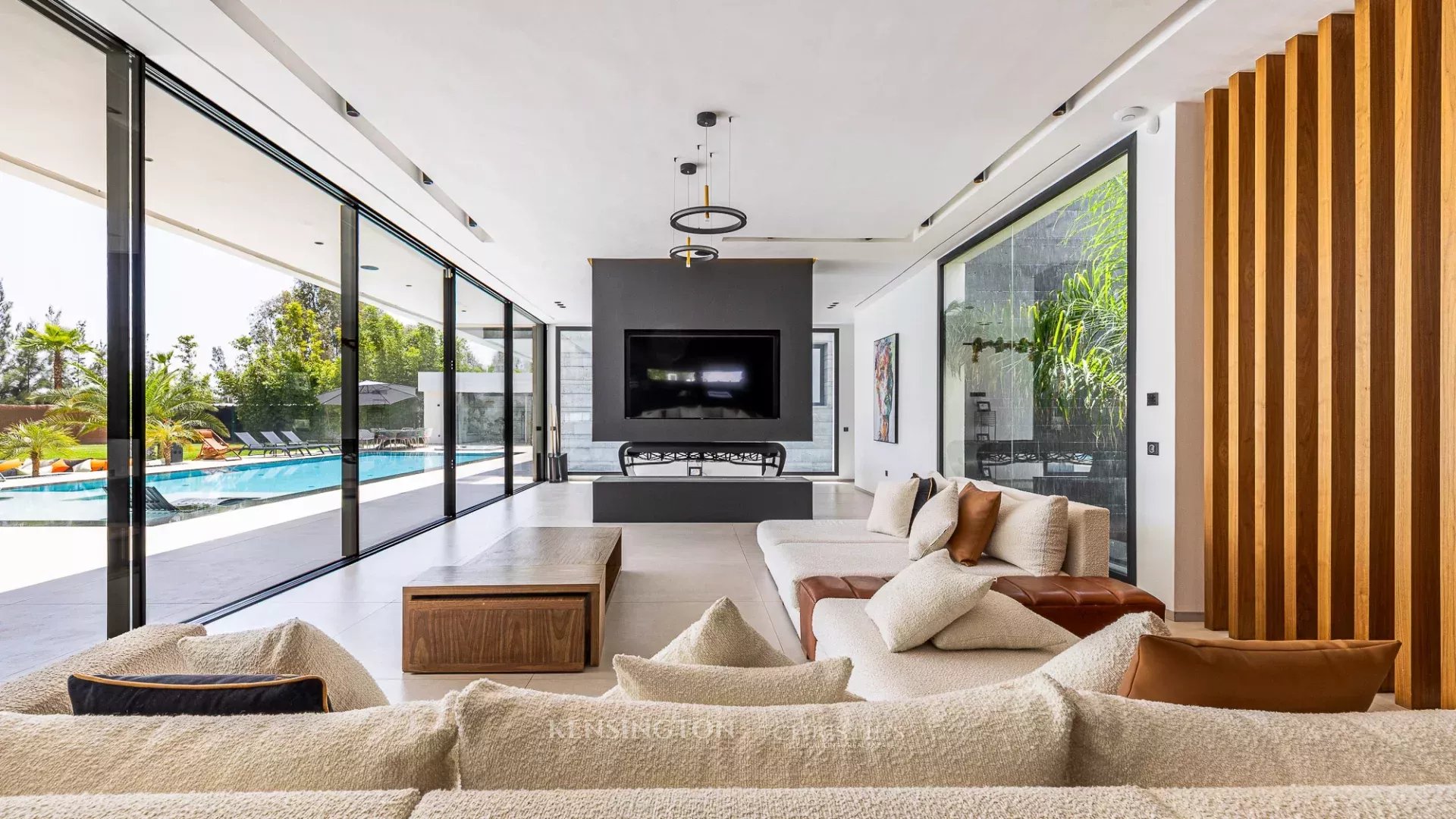 8 Bedroom Villa/Townhouse's Image 10