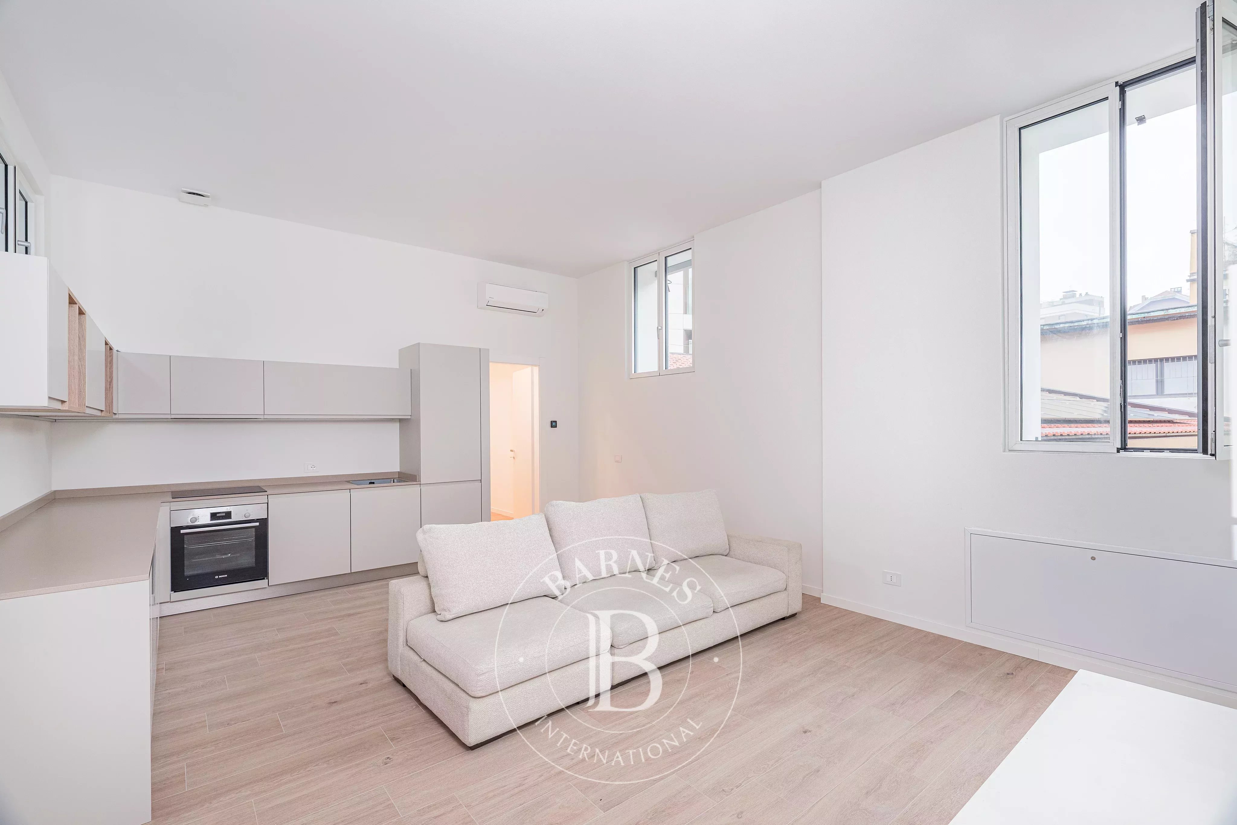 Ampio bilocale completamente ristrutturato