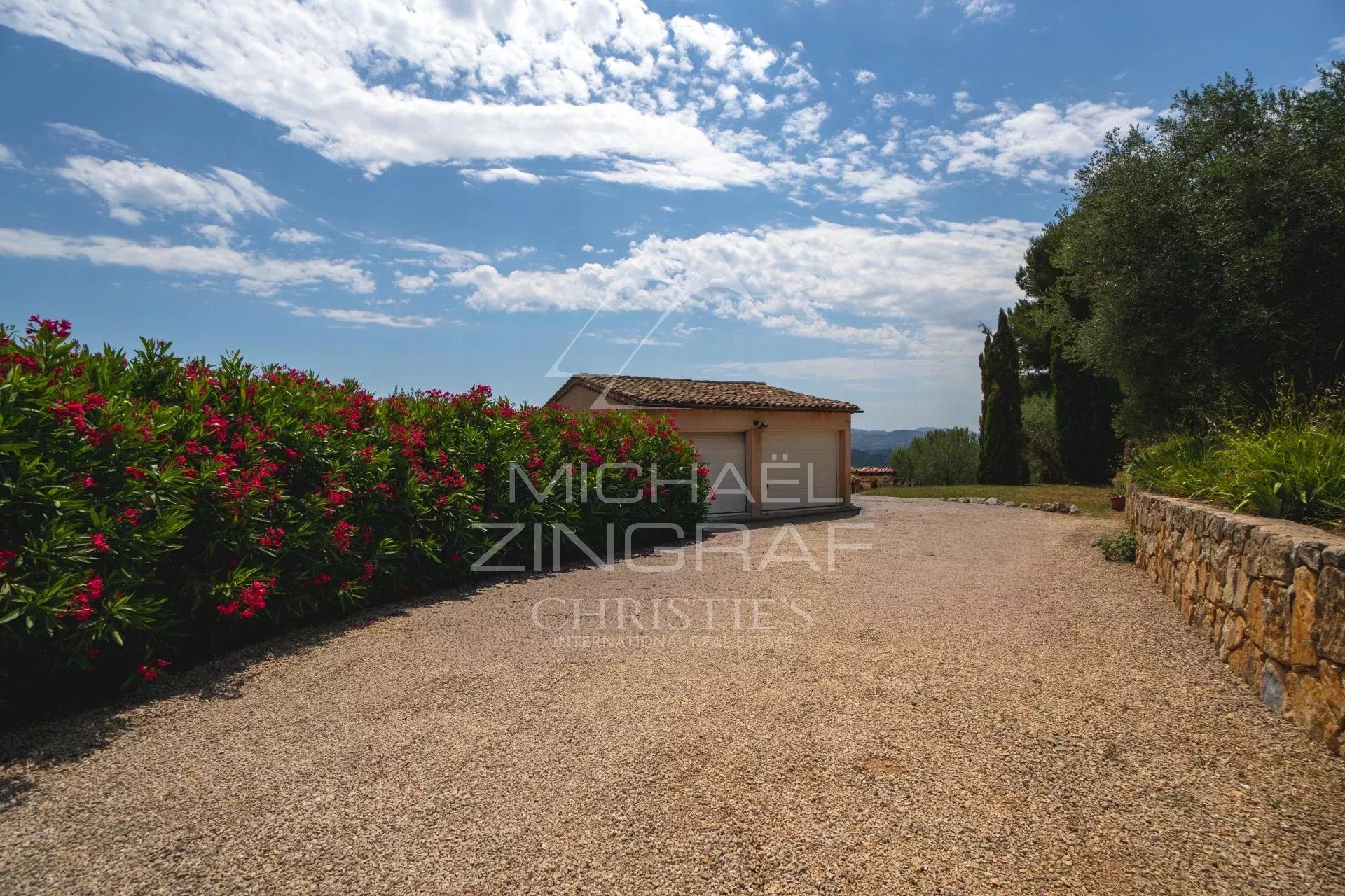 4 Bedroom Villa/Townhouse's Image 14