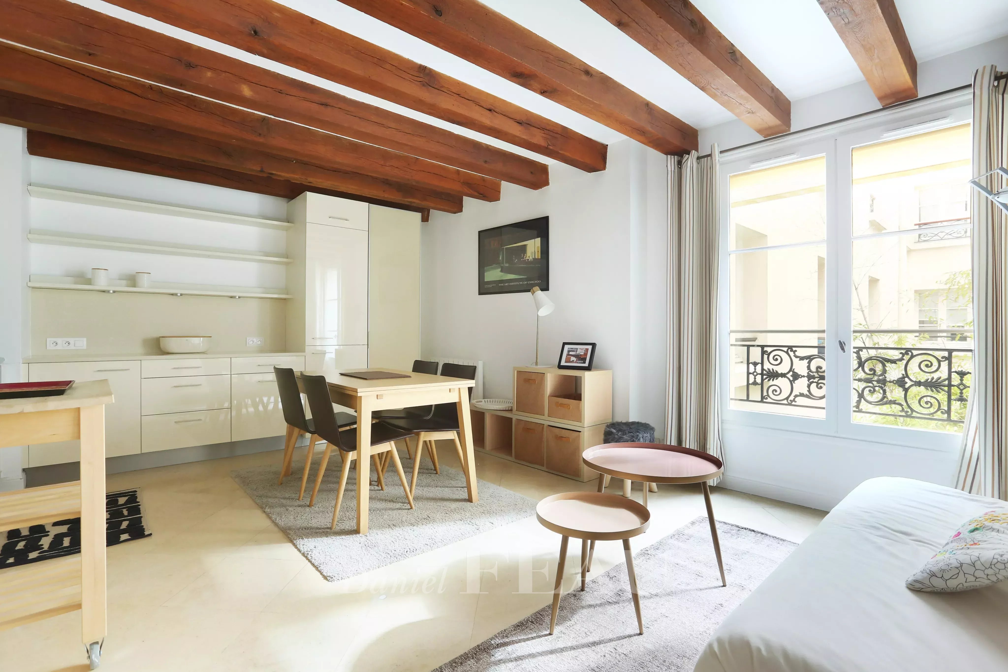 Paris 4th District – A 2-room apartment rented furnished
