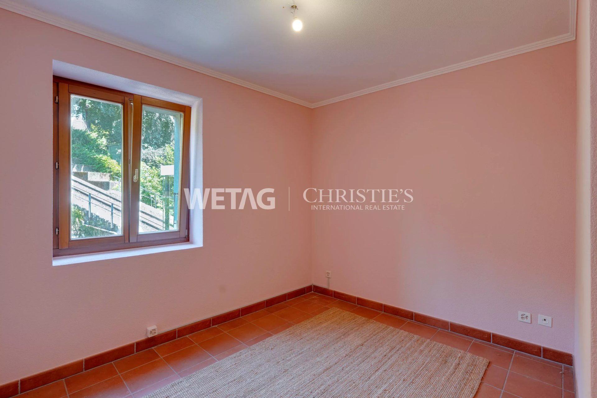 2 Bedroom Apartment/Flat's Image 5