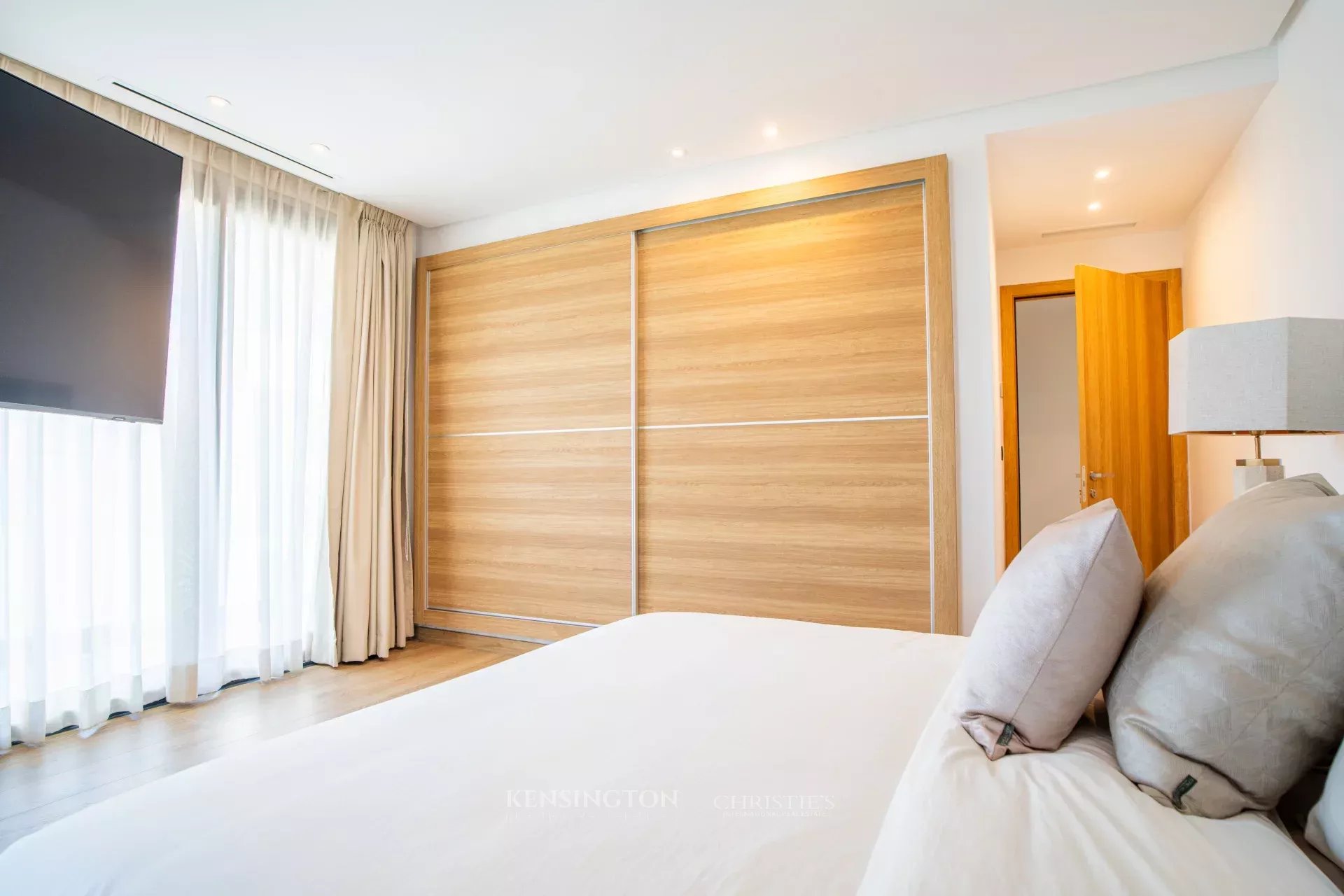 4 Bedroom Apartment/Flat's Image 12
