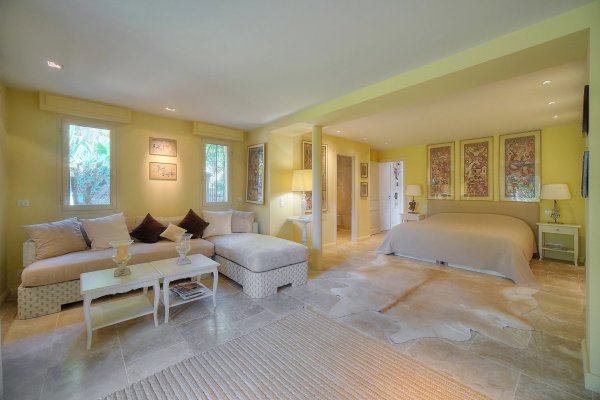 Luxury Sea View Villa in Mougins | Prestigious Family Estate for Sale — photo 7