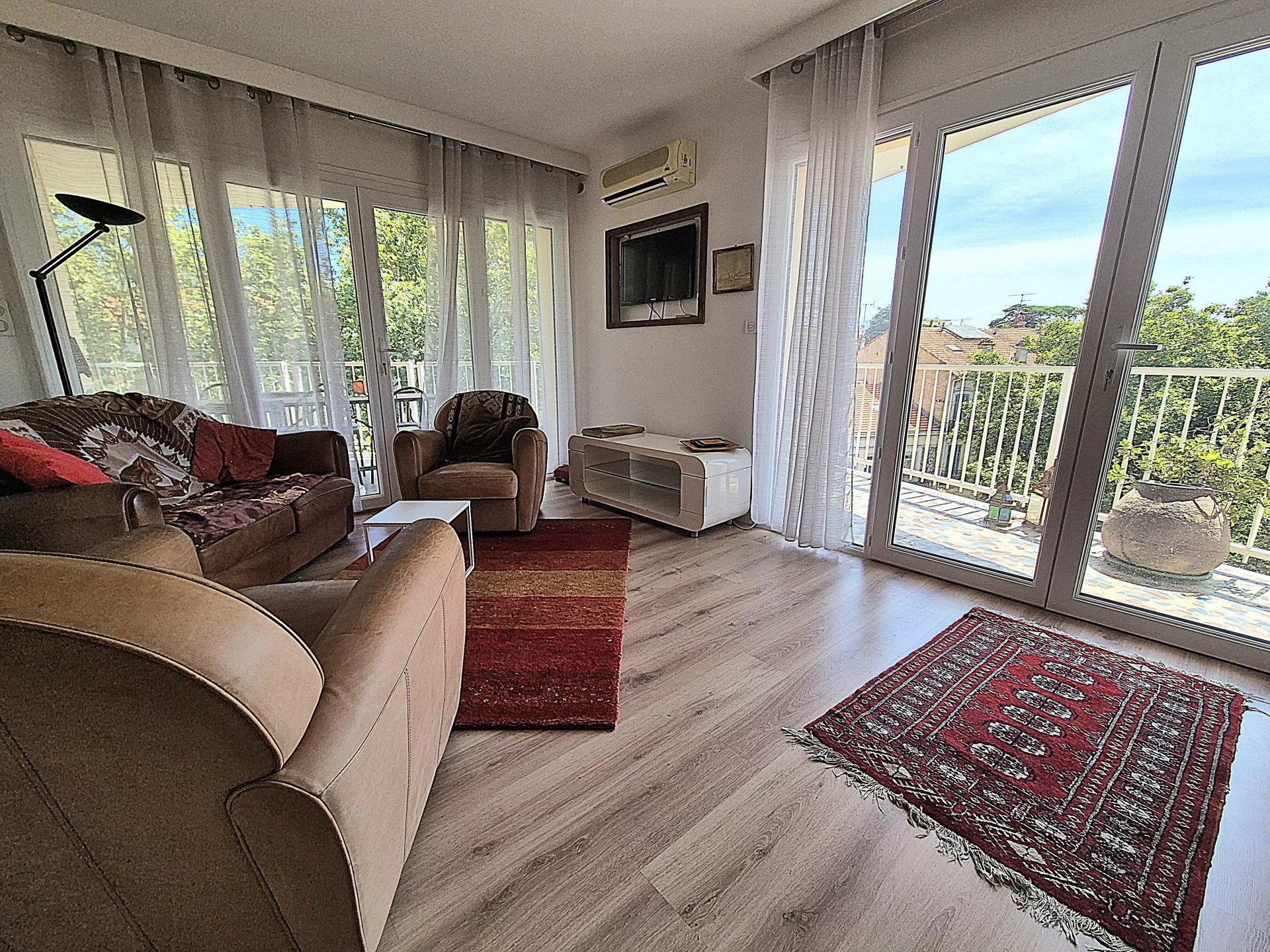 Cannes Bas Carnot /Petit Juas