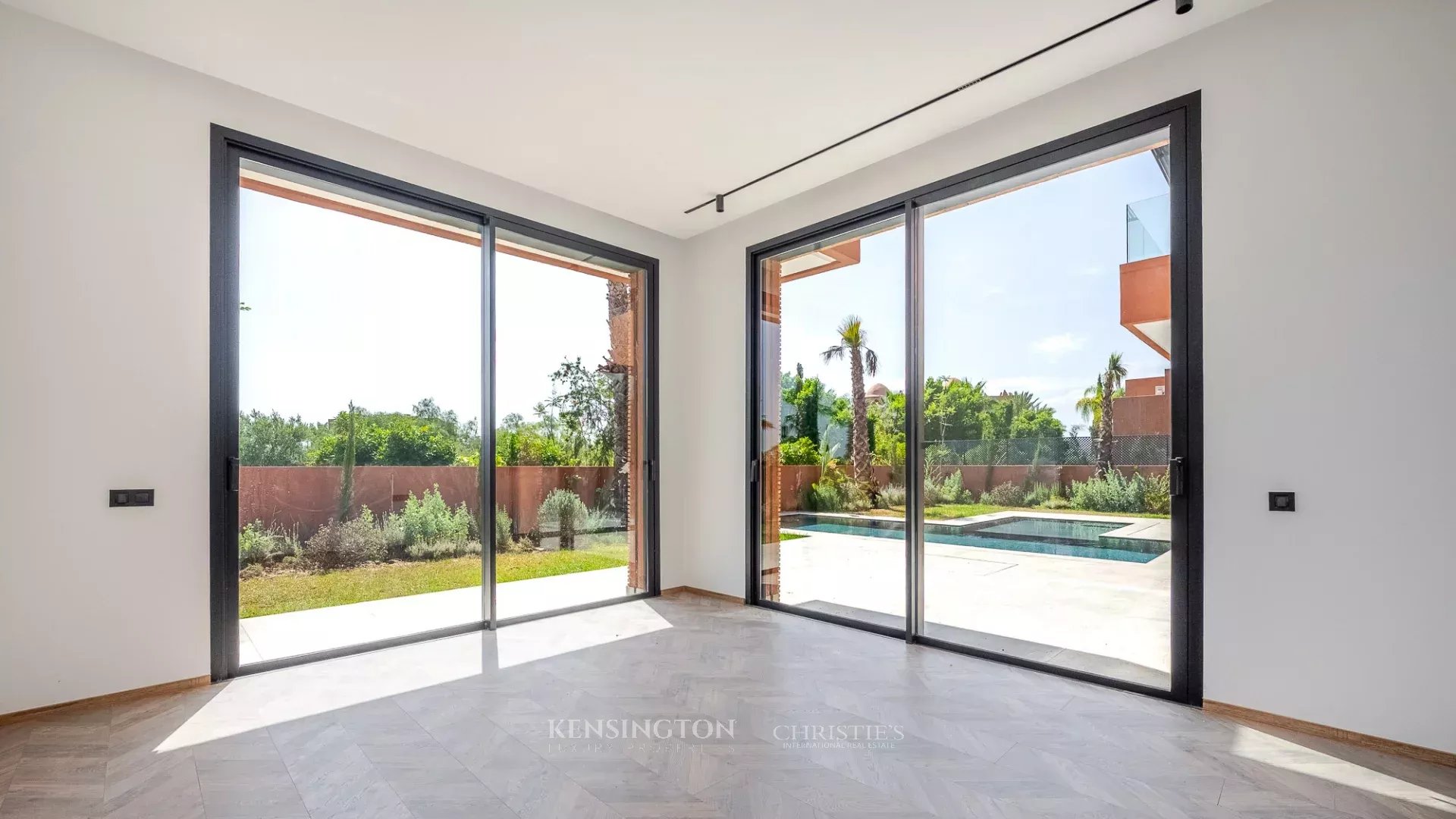 5 Bedroom Villa/Townhouse's Image 9