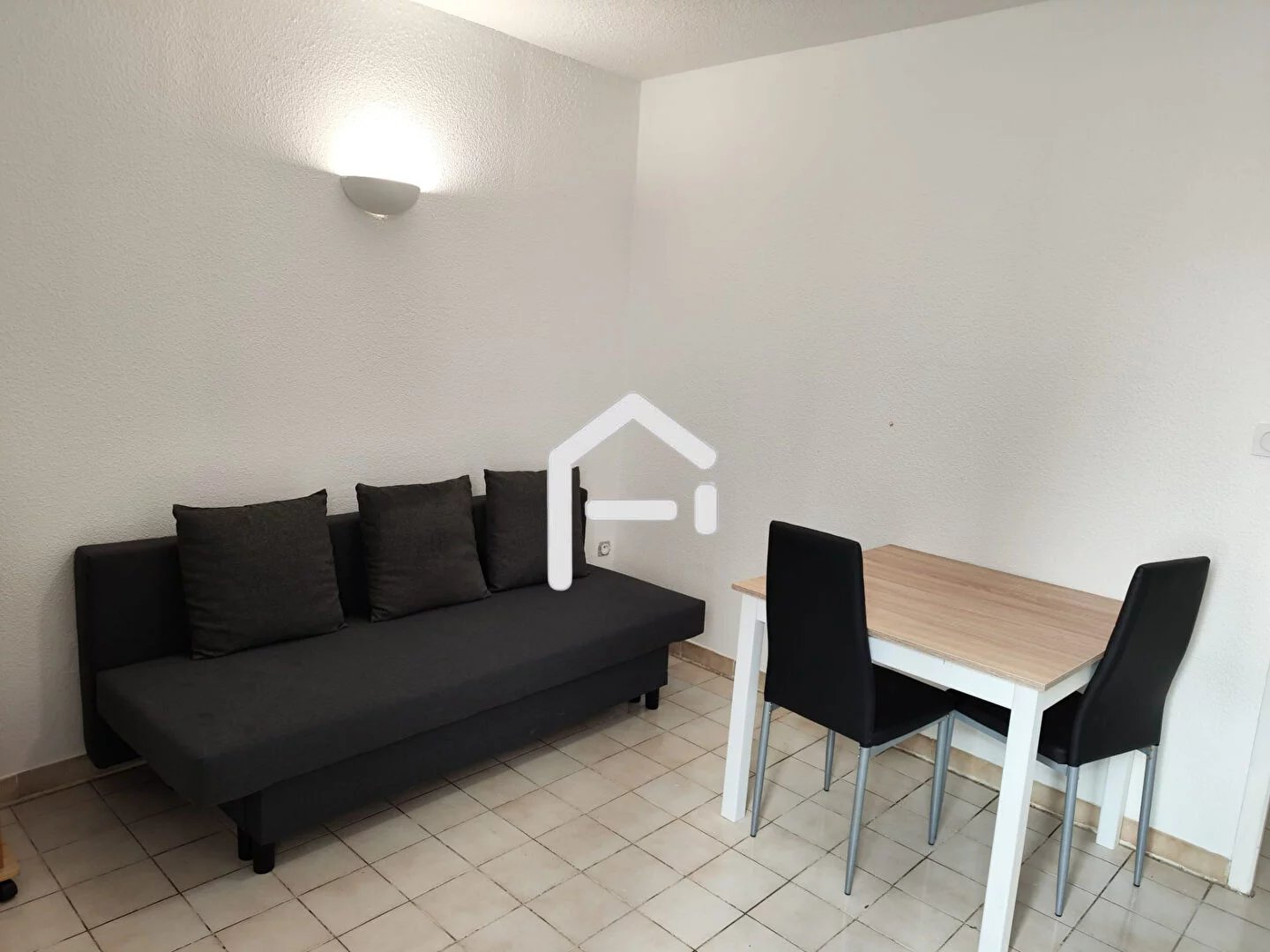 T2 meublé de 22.27m²