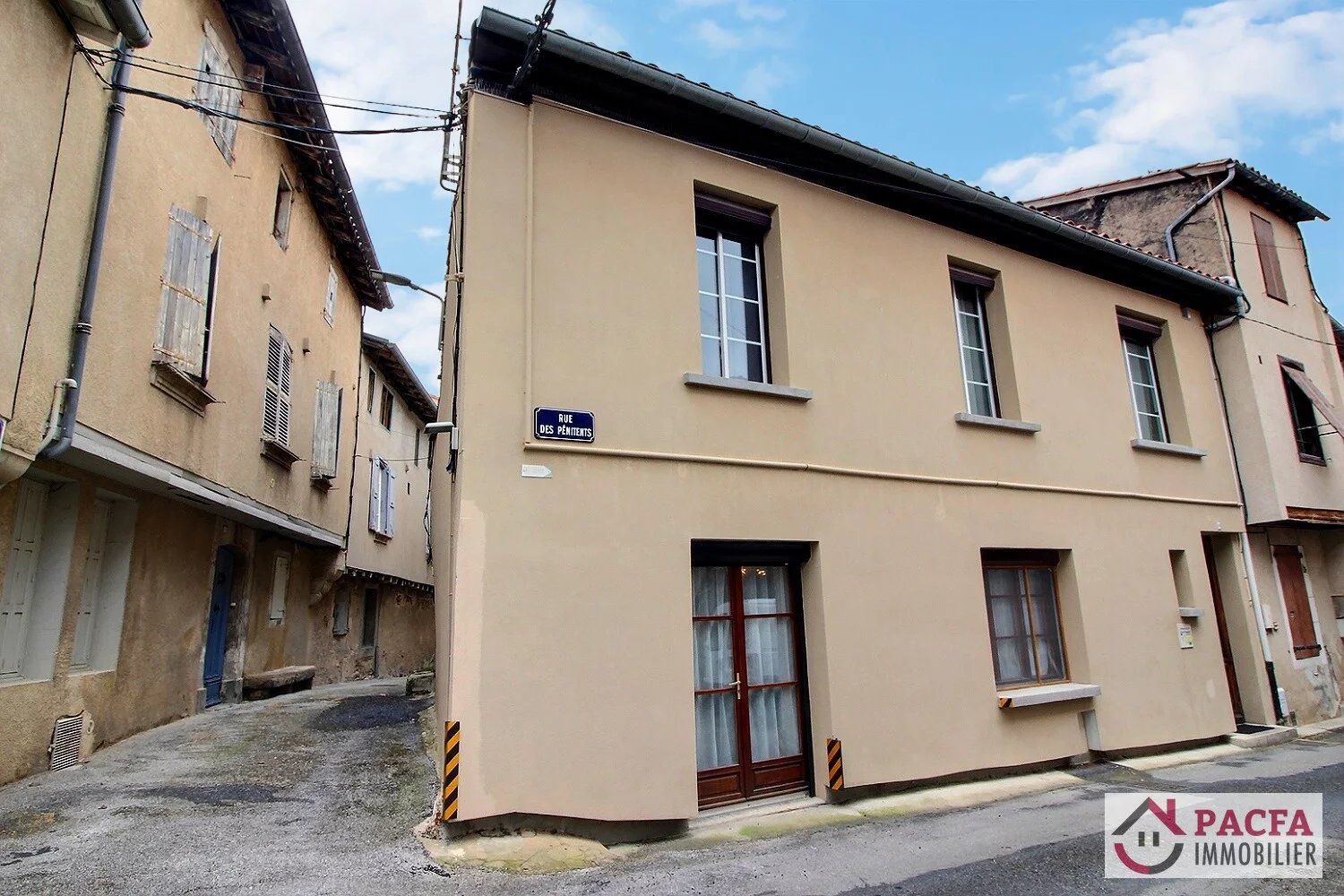 Agence immobilière de 