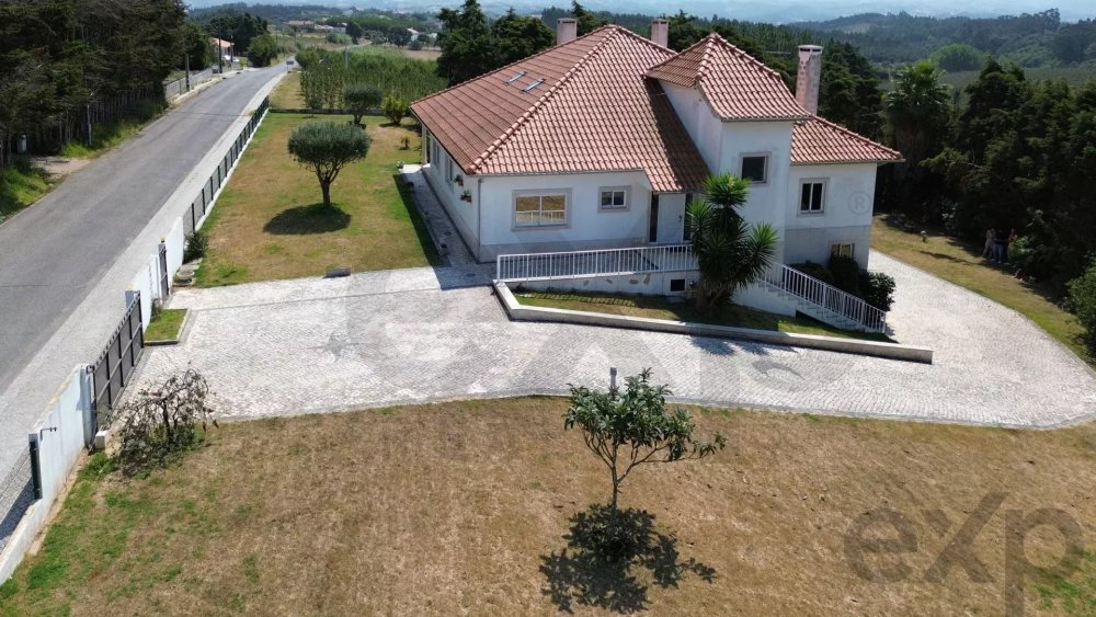 Moradia T5 perto da praia - Bárrio, Alcobaça