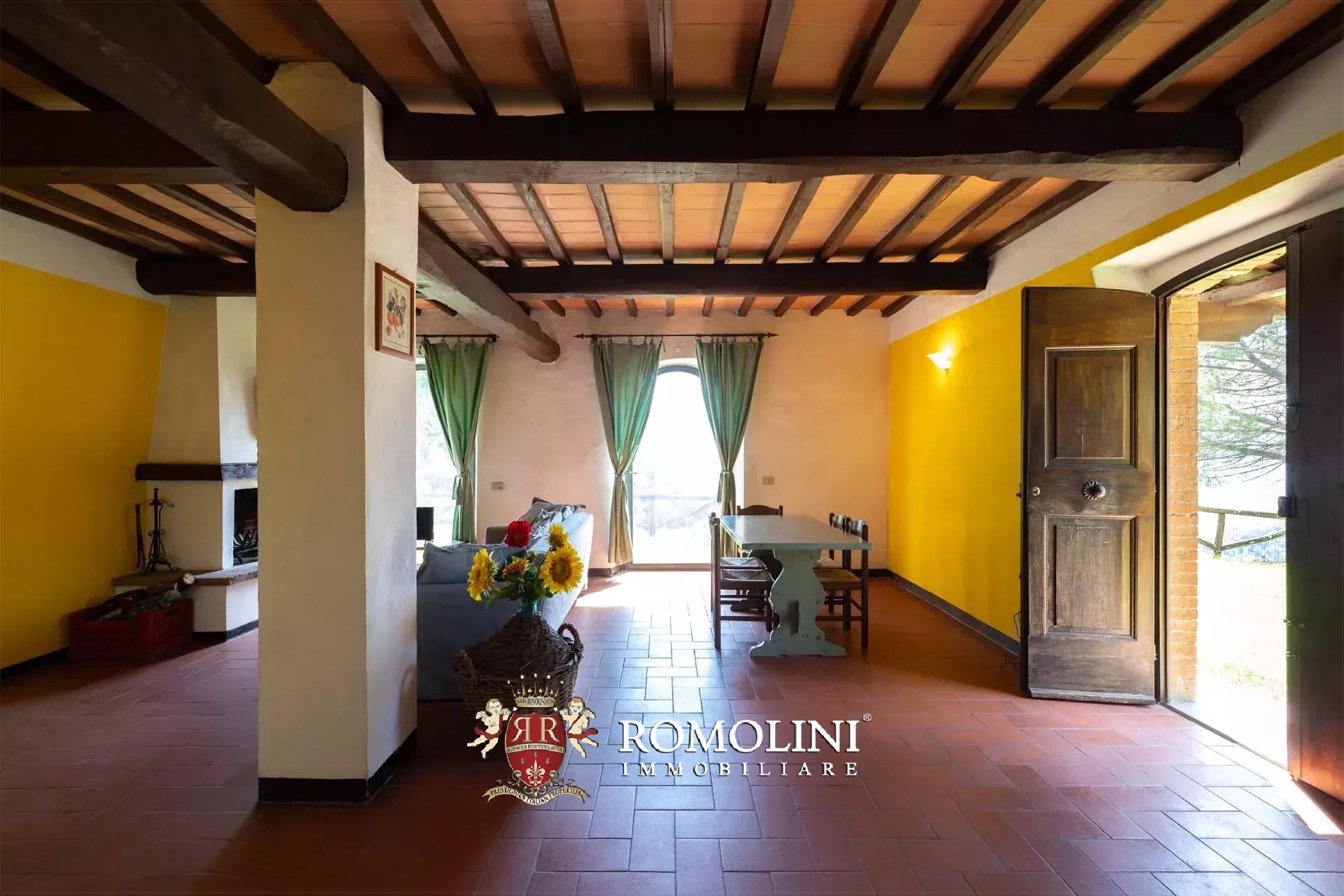34 Bedroom Vineyard's Image 77