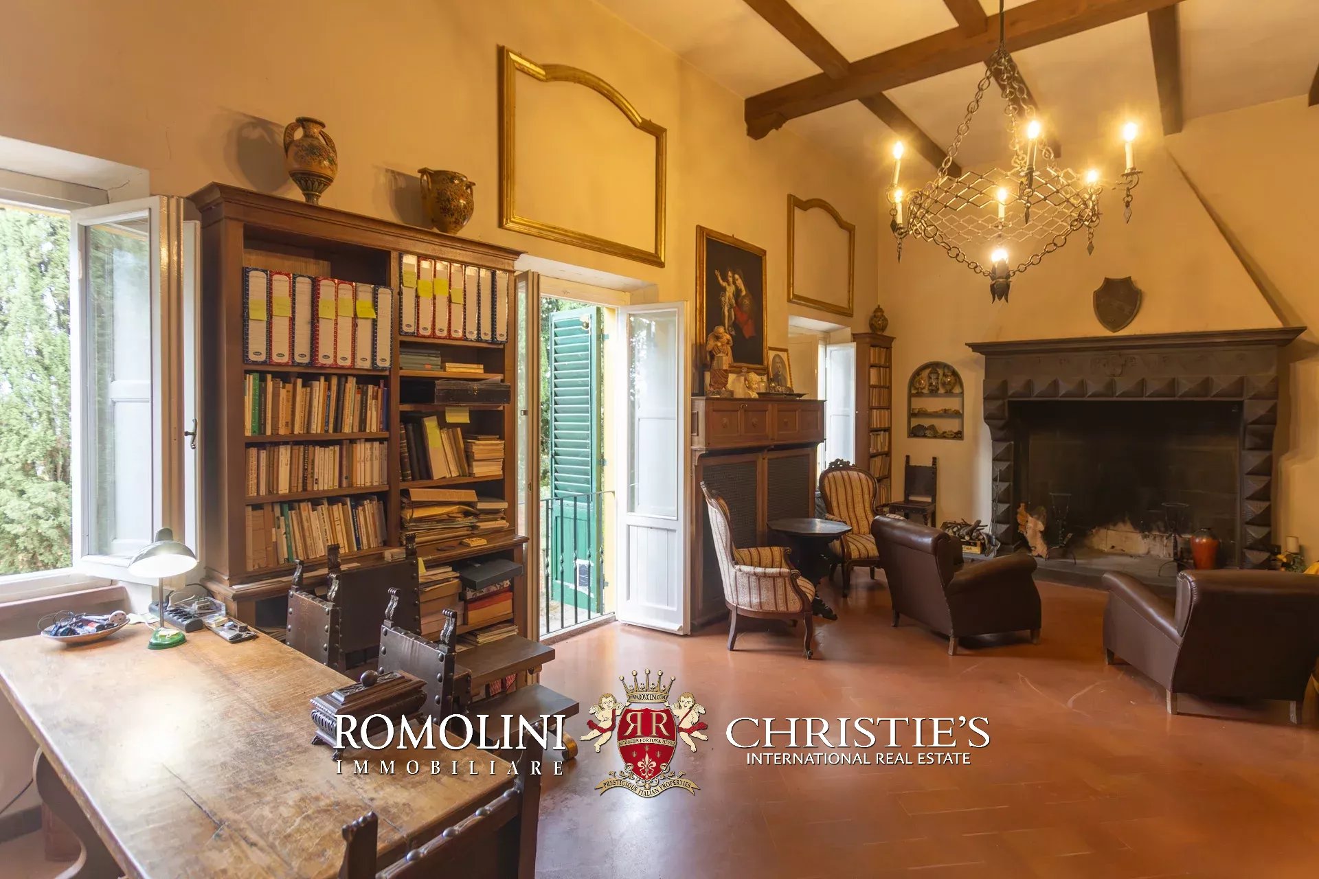 5 Bedroom Villa/Townhouse's Image 27