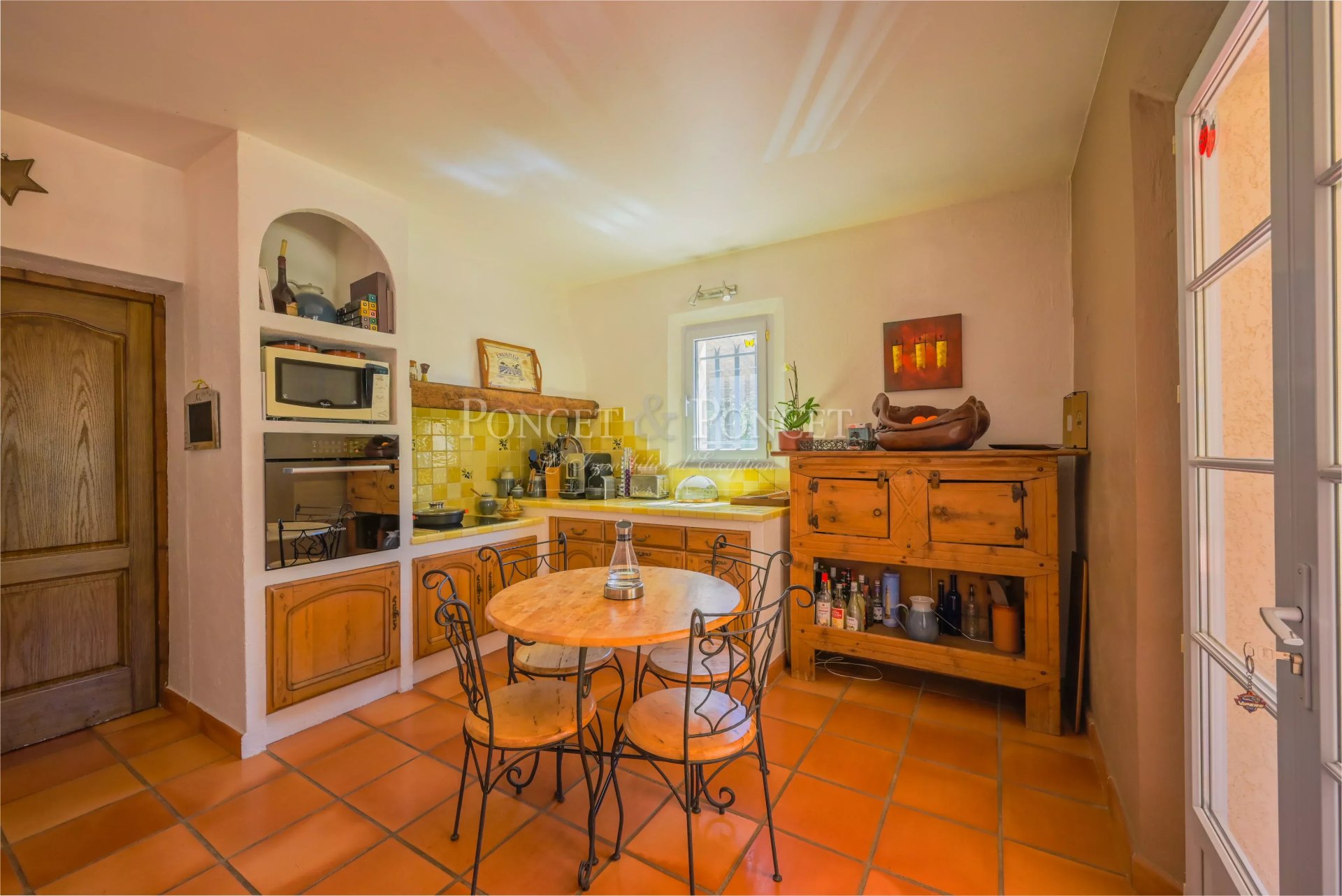 3 Bedroom Villa/Townhouse's Image 11