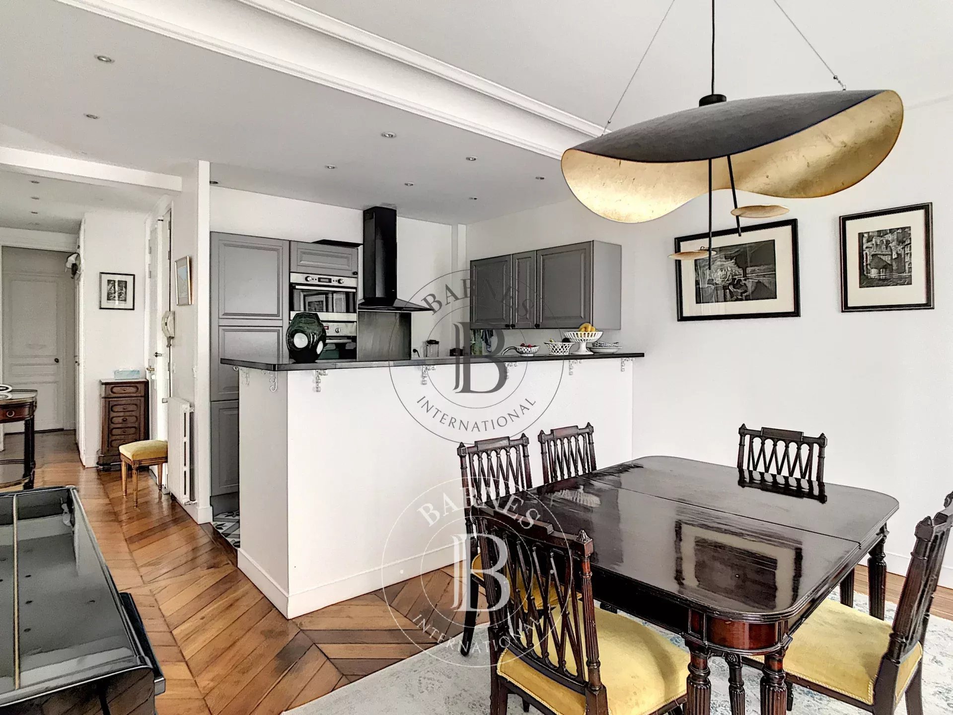 Daire Paris 8ème - picture 4