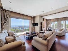 Belle Époque Family Villa in Villefranche-sur-Mer | Legacy Estate — photo 4 of 7