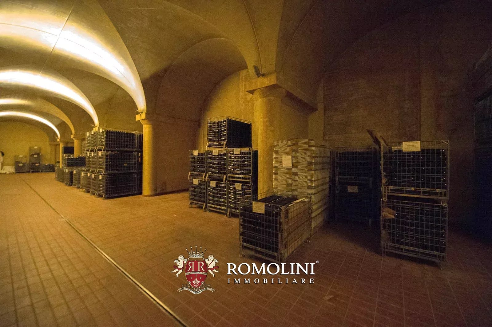 10 Bedroom Vineyard's Image 9