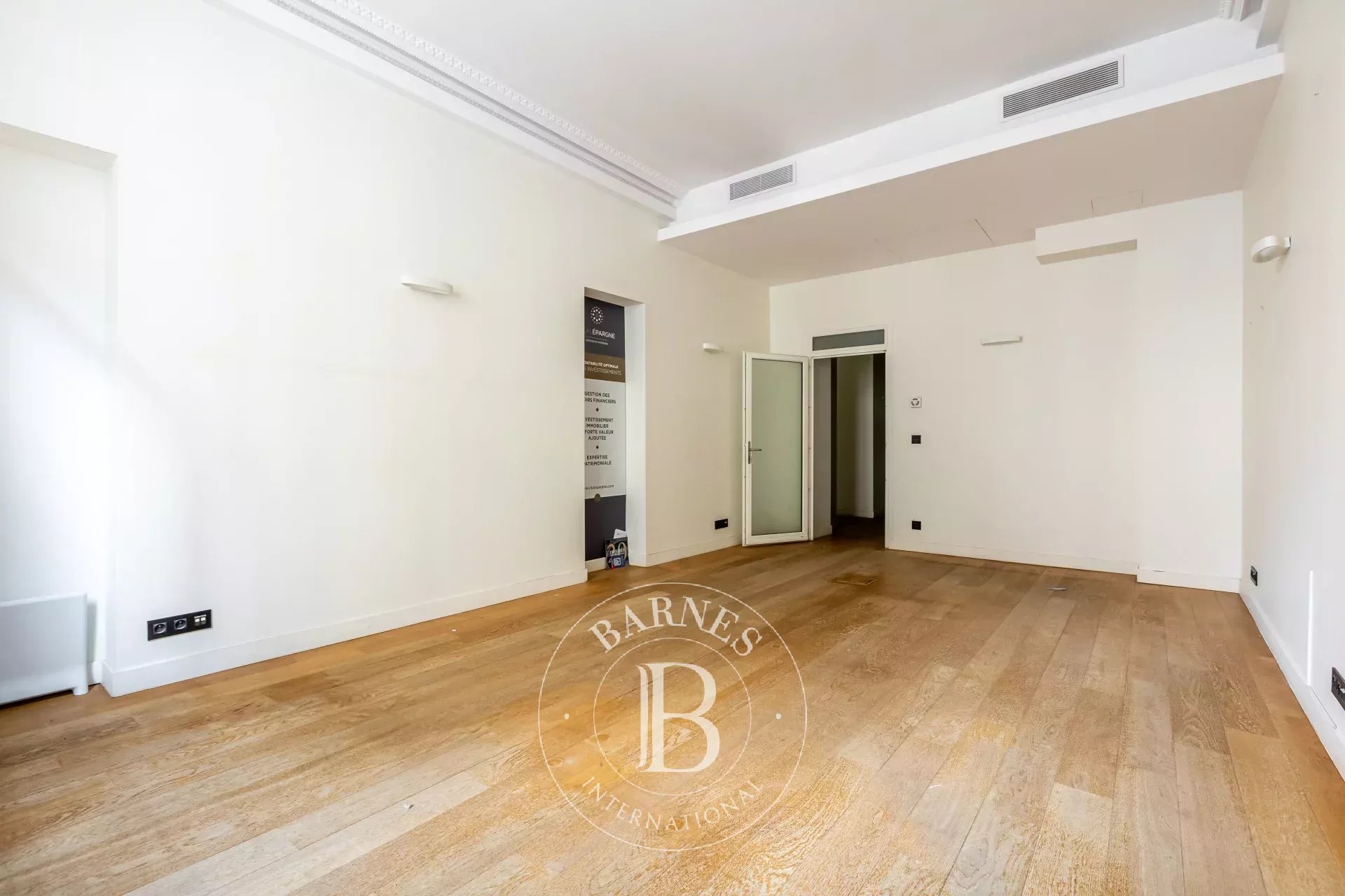 Daire Paris 8ème - picture 4