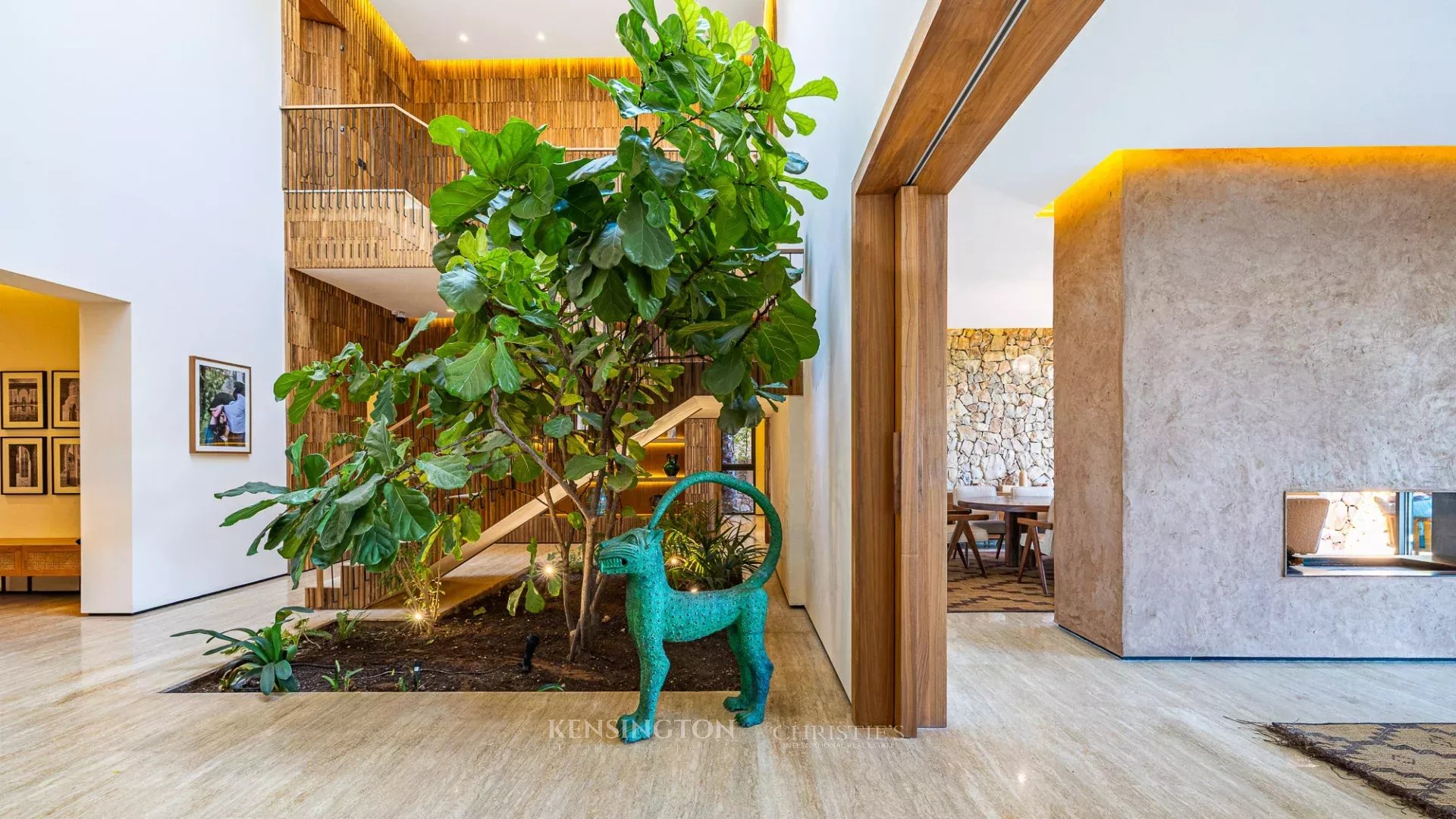 6 Bedroom Villa/Townhouse's Image 13