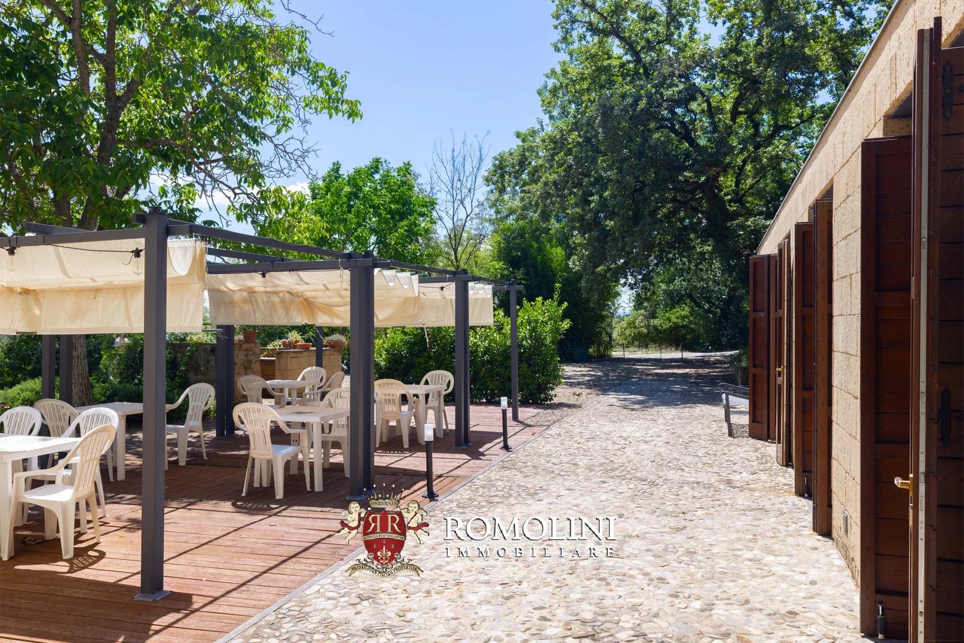 27 Bedroom Villa/Townhouse's Image 28