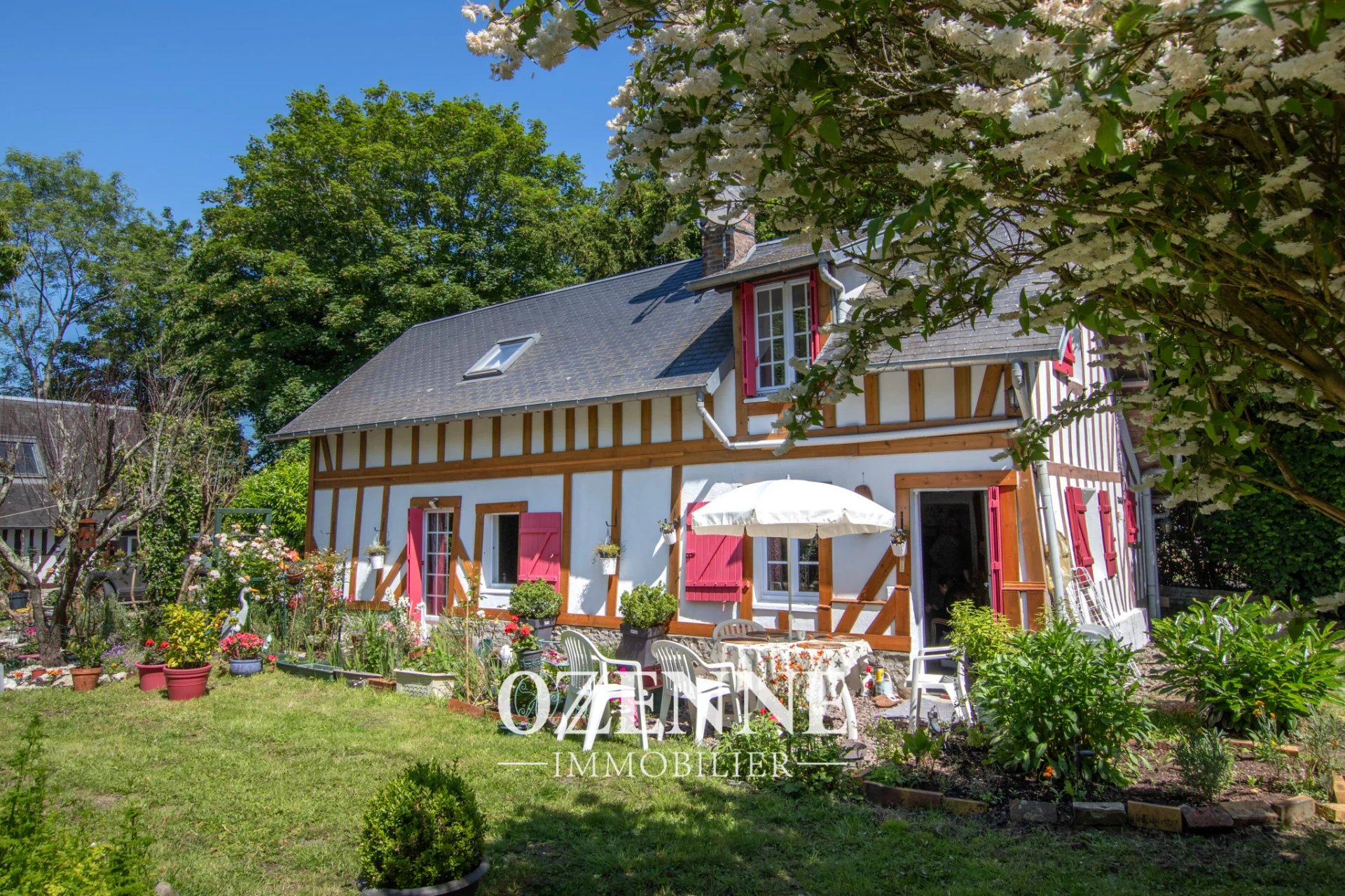 Maison normande avec dépendance