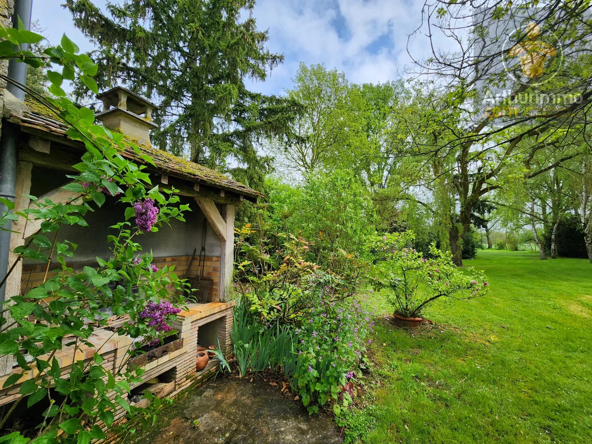 Charmante Maison à réinventer à Beaugency avec Jardin Spacieux — photo 3