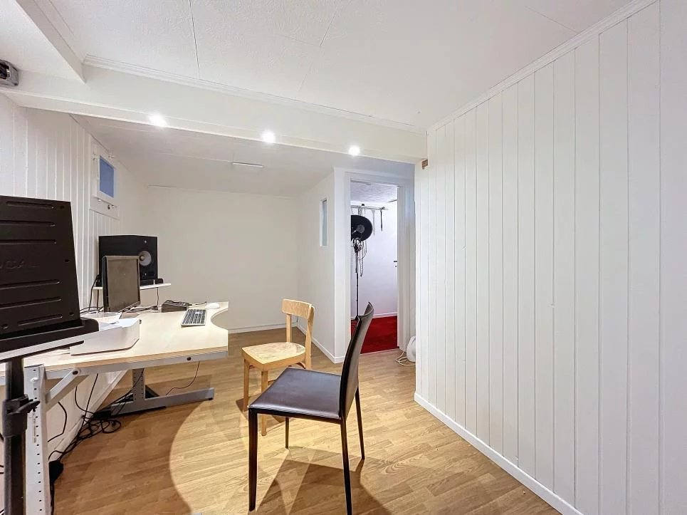 Villa avec grand terrain et calme absolu