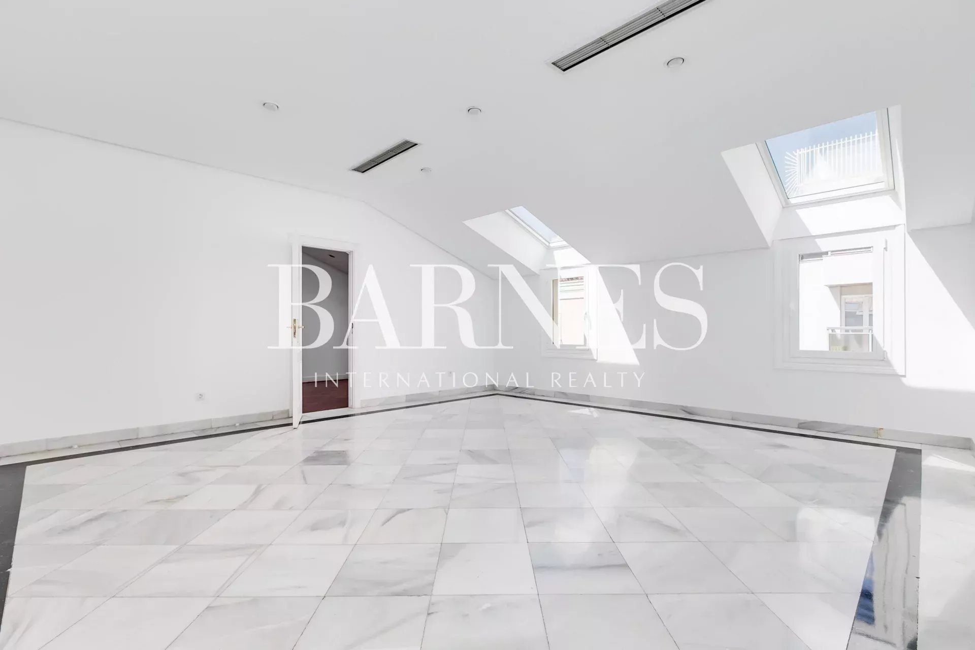 Daire Madrid - picture 4